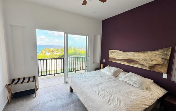 2-BEDROOM APARTMENT IN 2nd FLOOR  PACEFUL ISLA MUJERES, WITH AC AND POOL