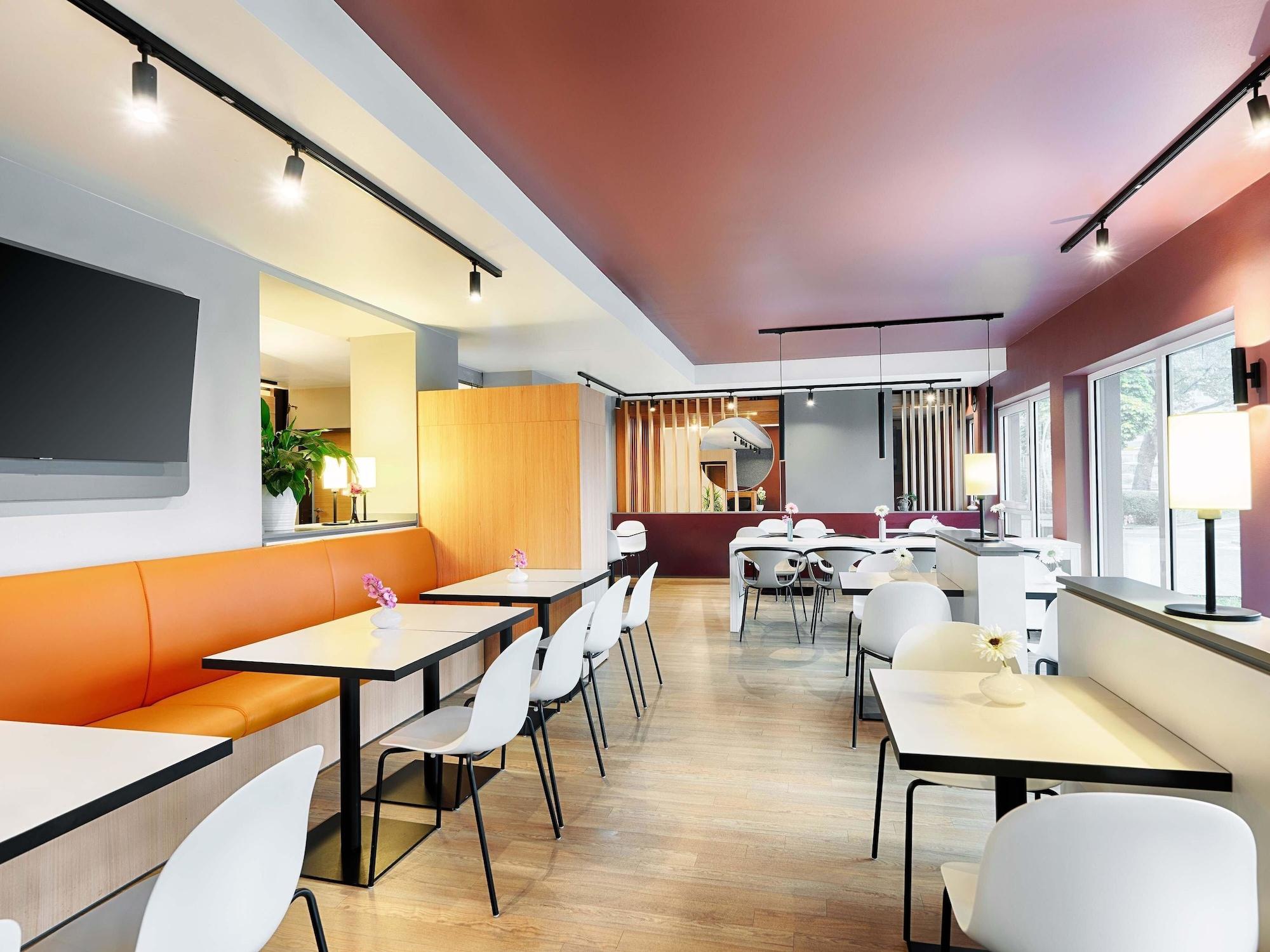 Restaurant B&B HOTEL Wiesbaden-Hbf