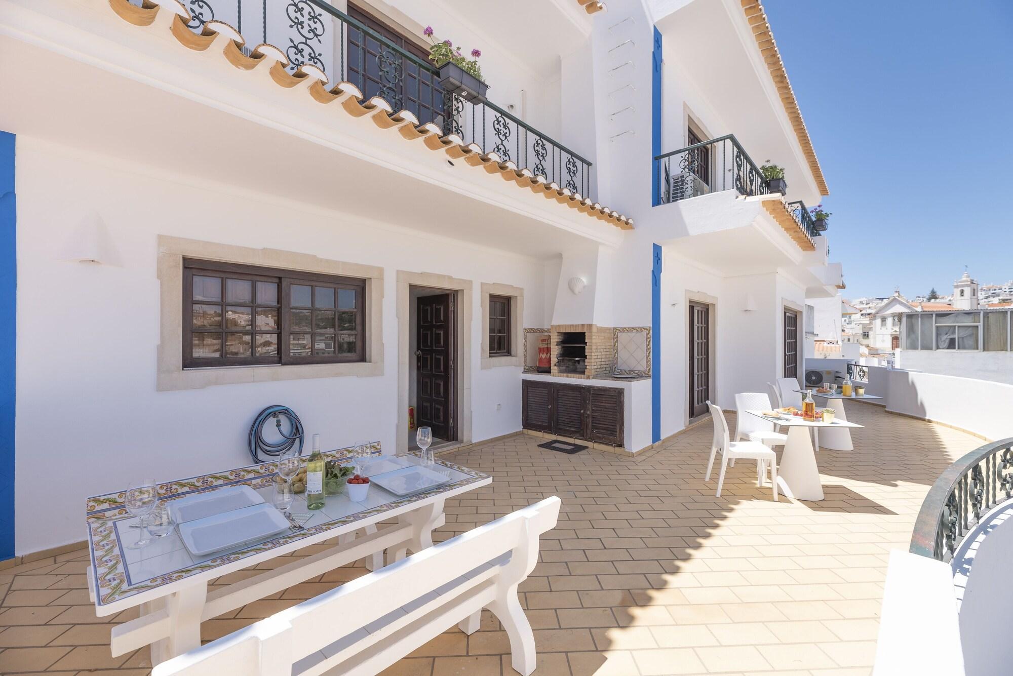 Vista Exterior Bertolina Guest House