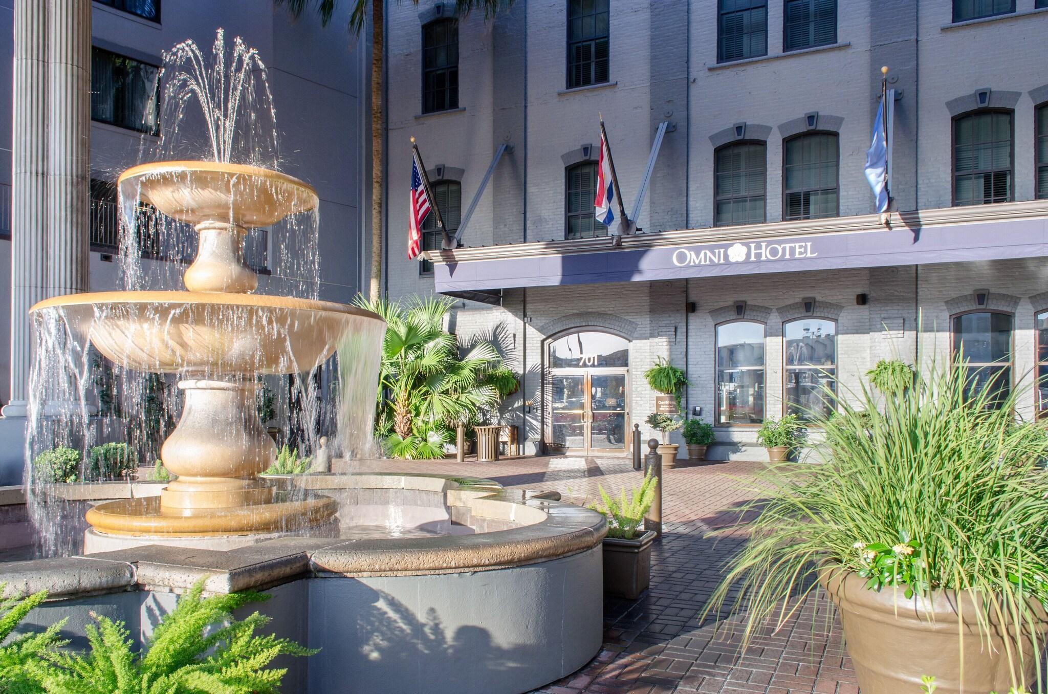Vista Exterior The Riverfront Hotel New Orleans