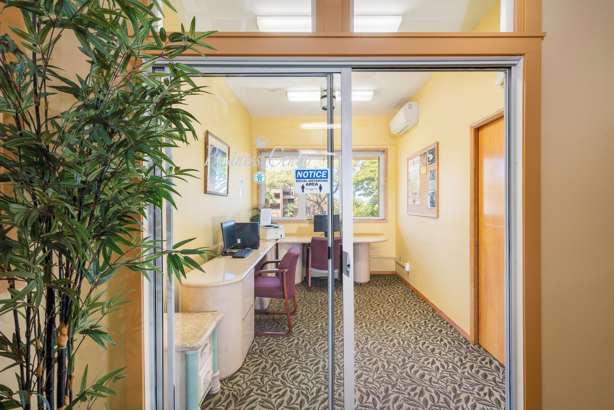 Vista Lobby Petite Retreat at Kahana Falls