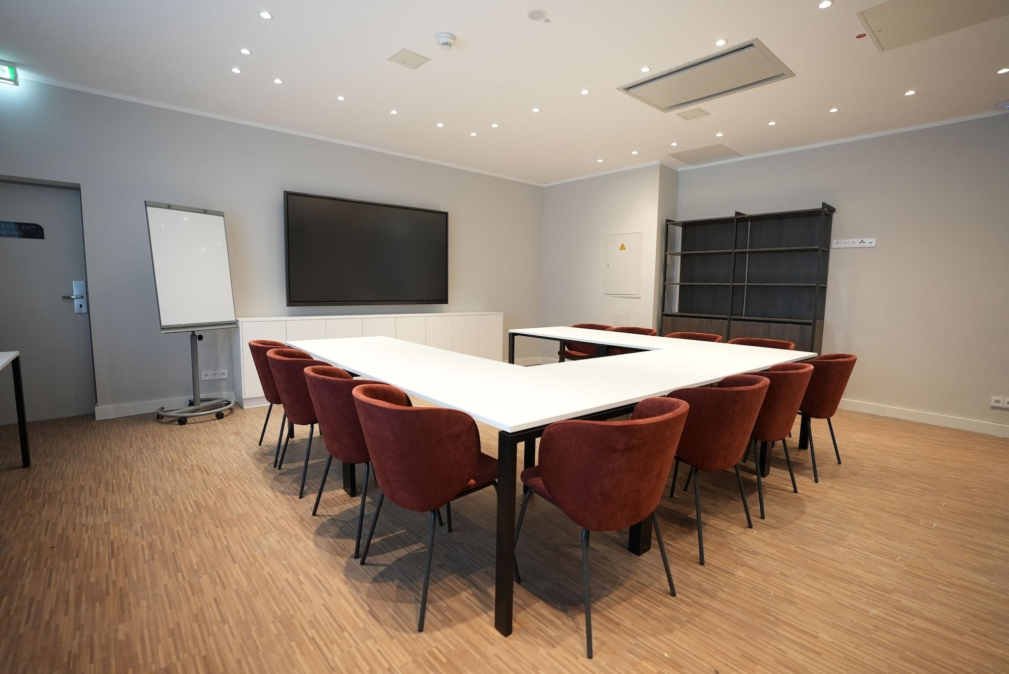 Sala de Reuniones Boutique Kaiser - Hotel & Apartments