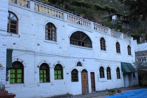 Alojamiento - Hostal Casa del Quinde