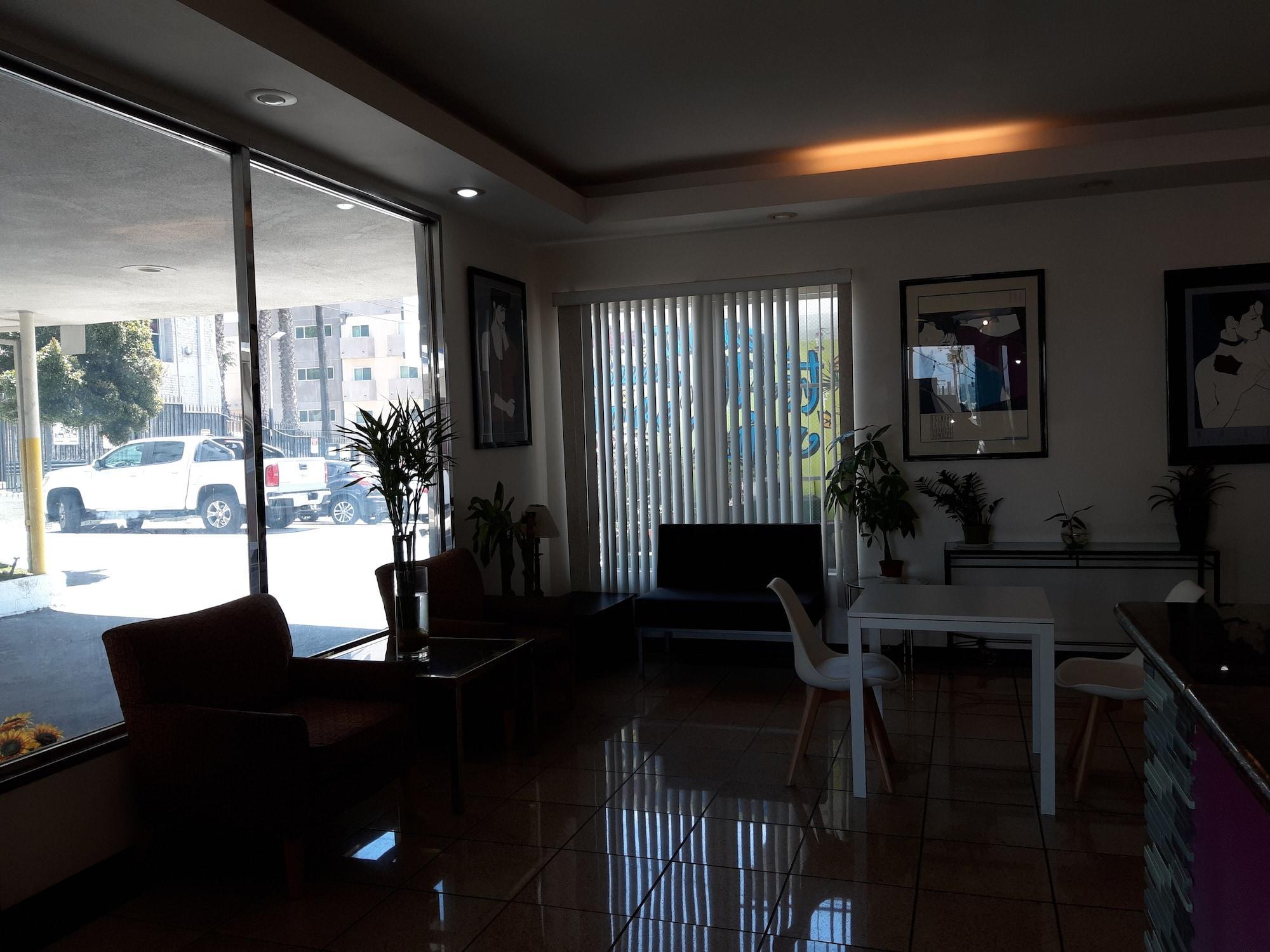 Vista Lobby Royal Viking Motel