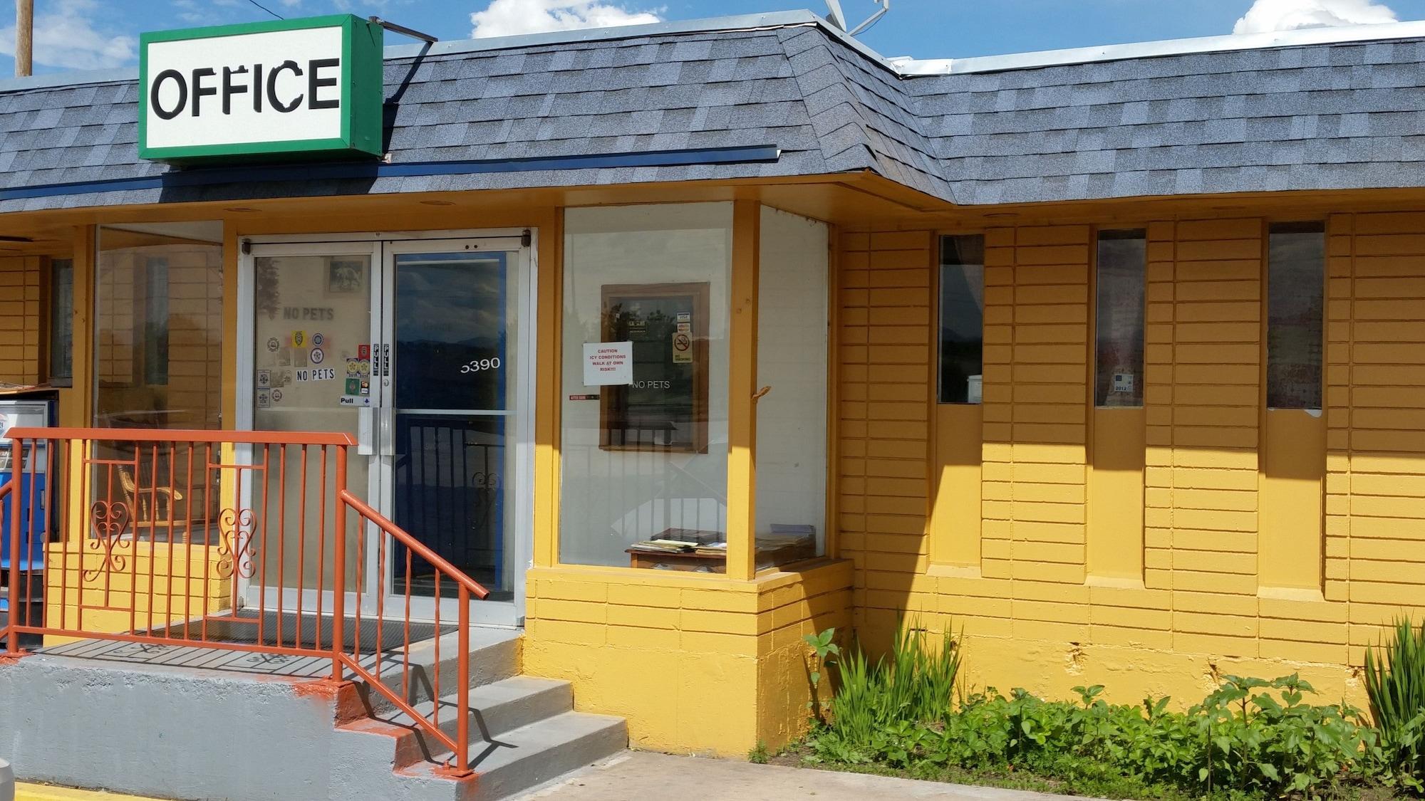 Vista Exterior Essex House Motel