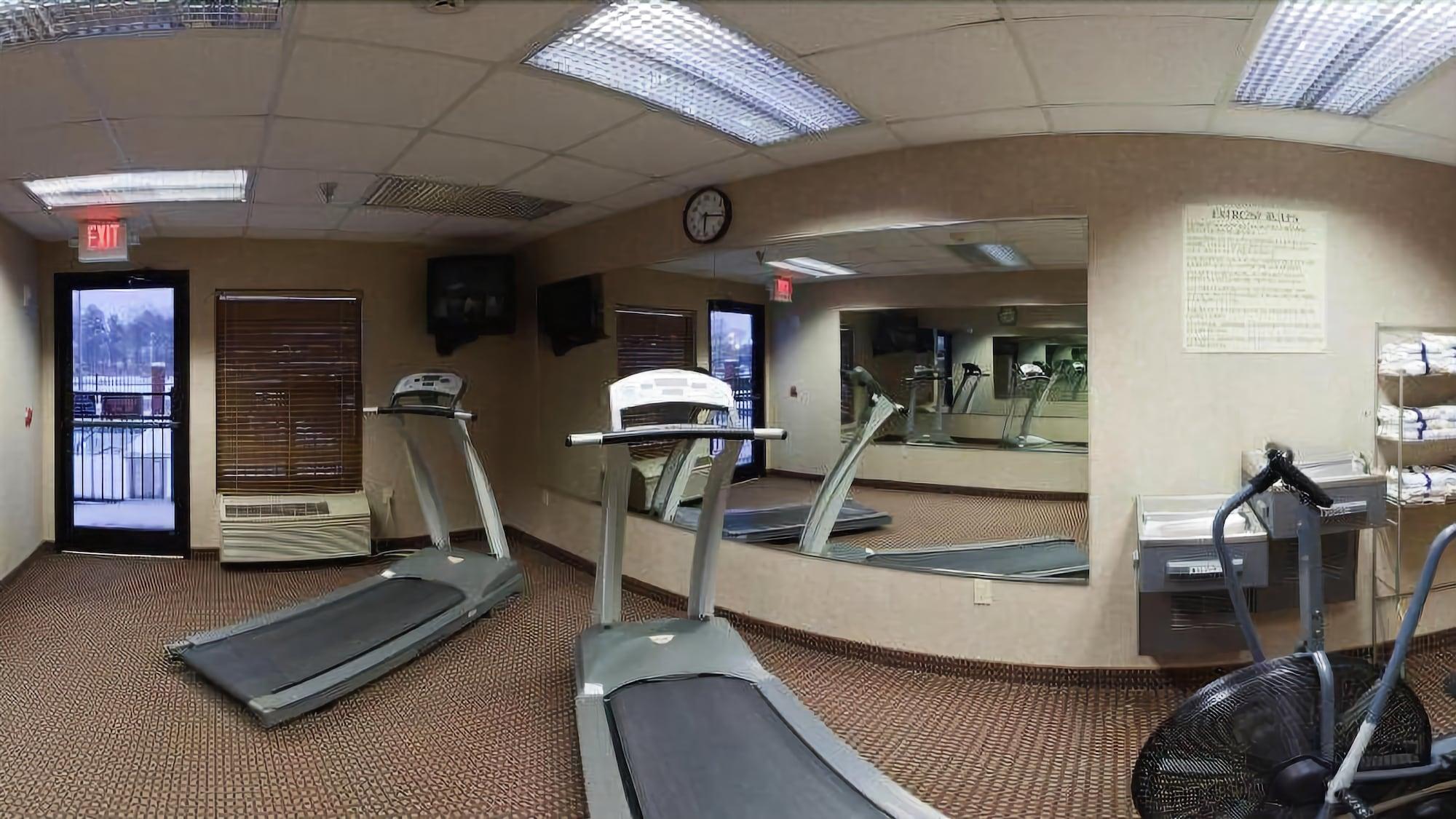 Gimnasio Holiday Inn Express Hotel & Suites Laurinburg by IHG