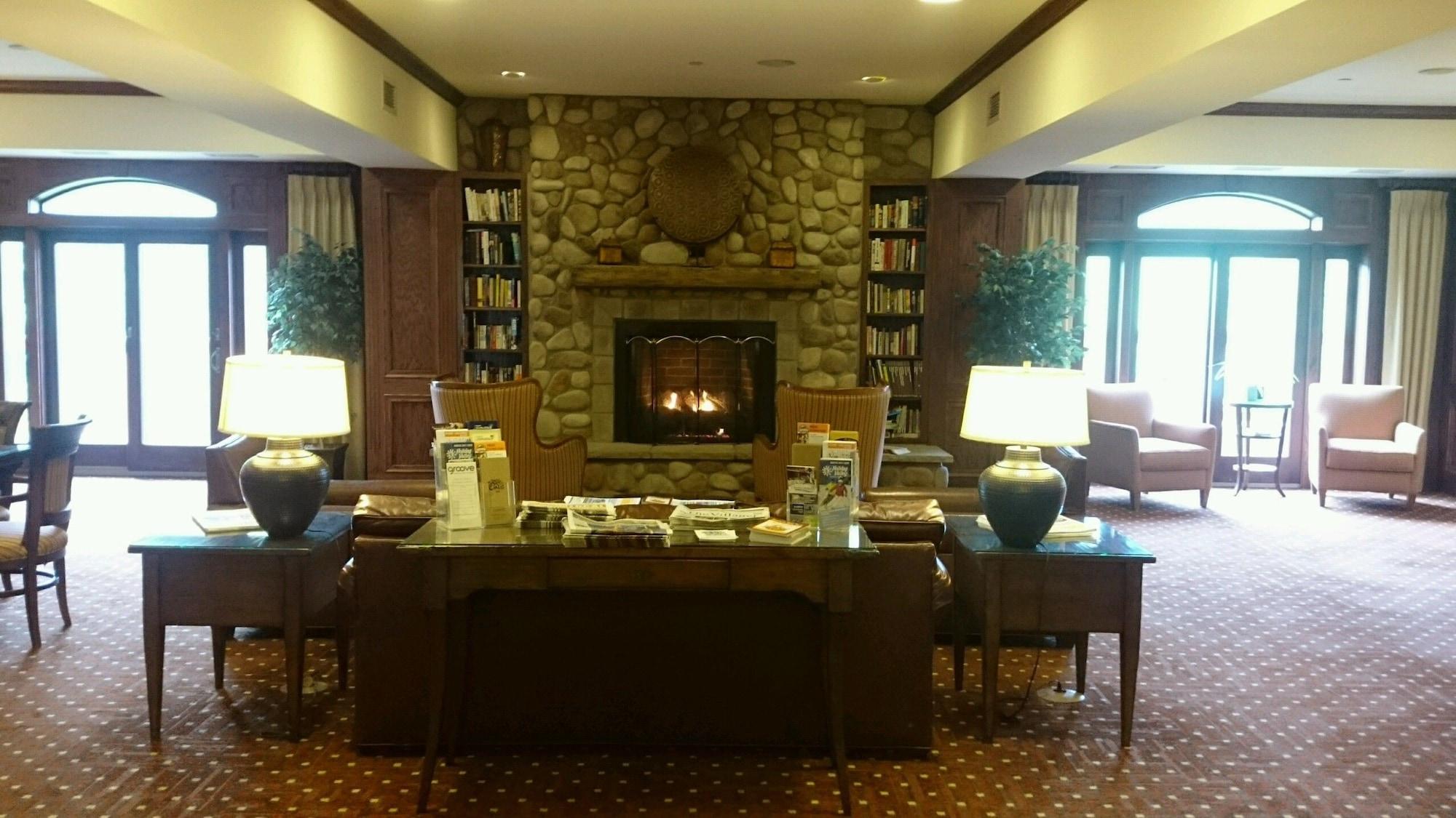 Vista Lobby The Tamarack Club