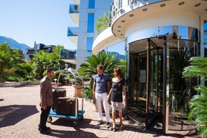 Alojamiento - Hotel Kristal Palace - Tonelli Hotels - Adult Friendly