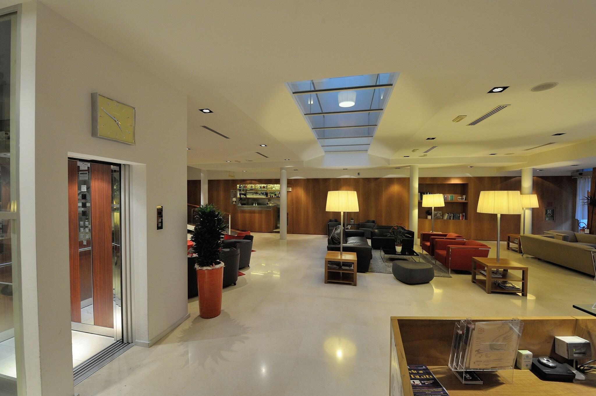 Vista Lobby Dal Moro Gallery Hotel