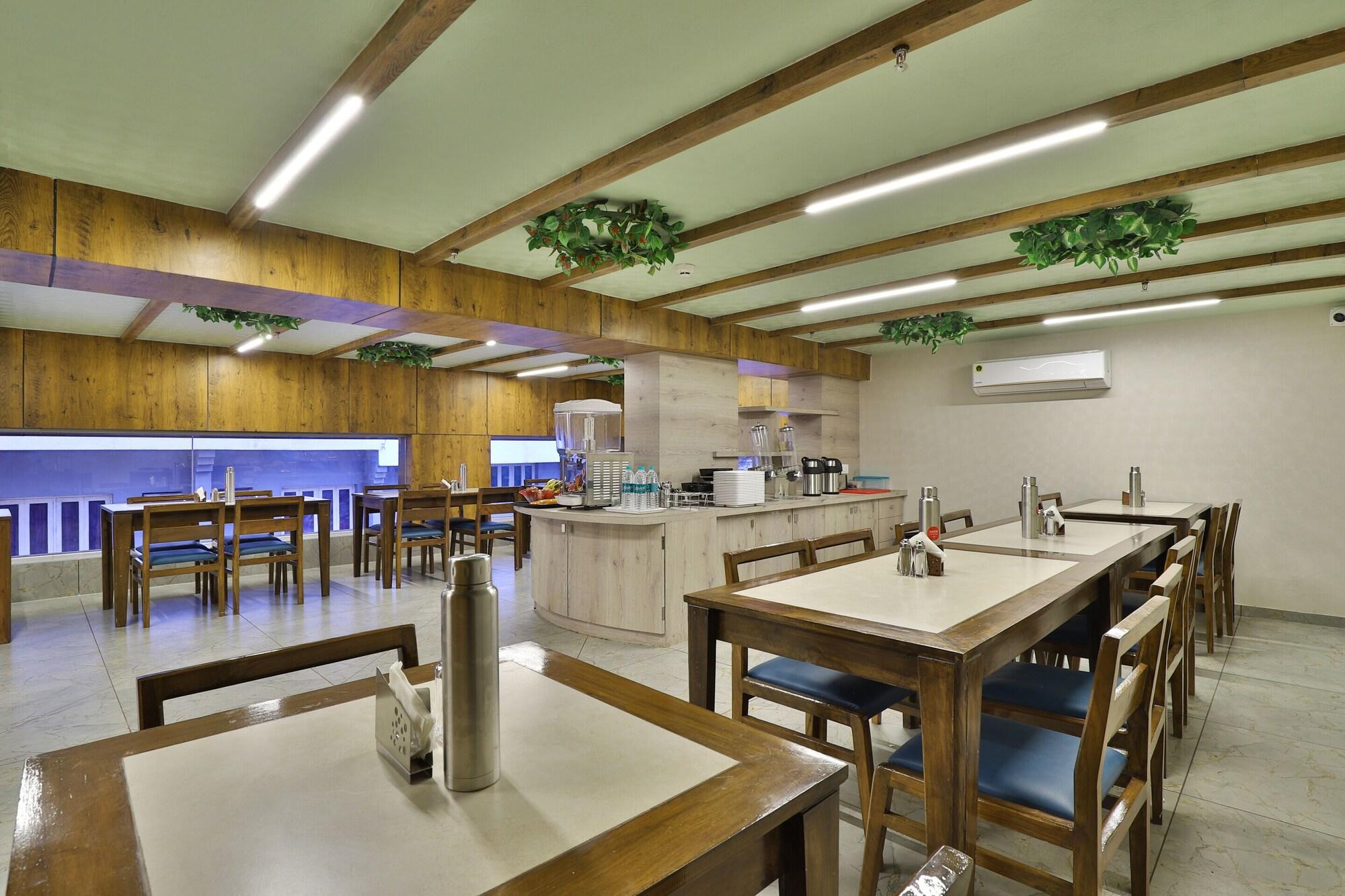 Restaurant 7 Orbit Hotel Surat