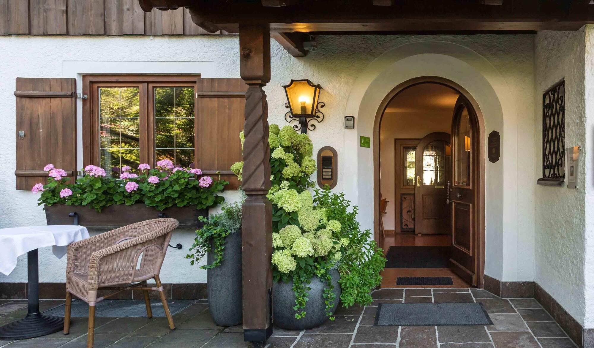 Vista Exterior Hotel Hubertus Schliersee