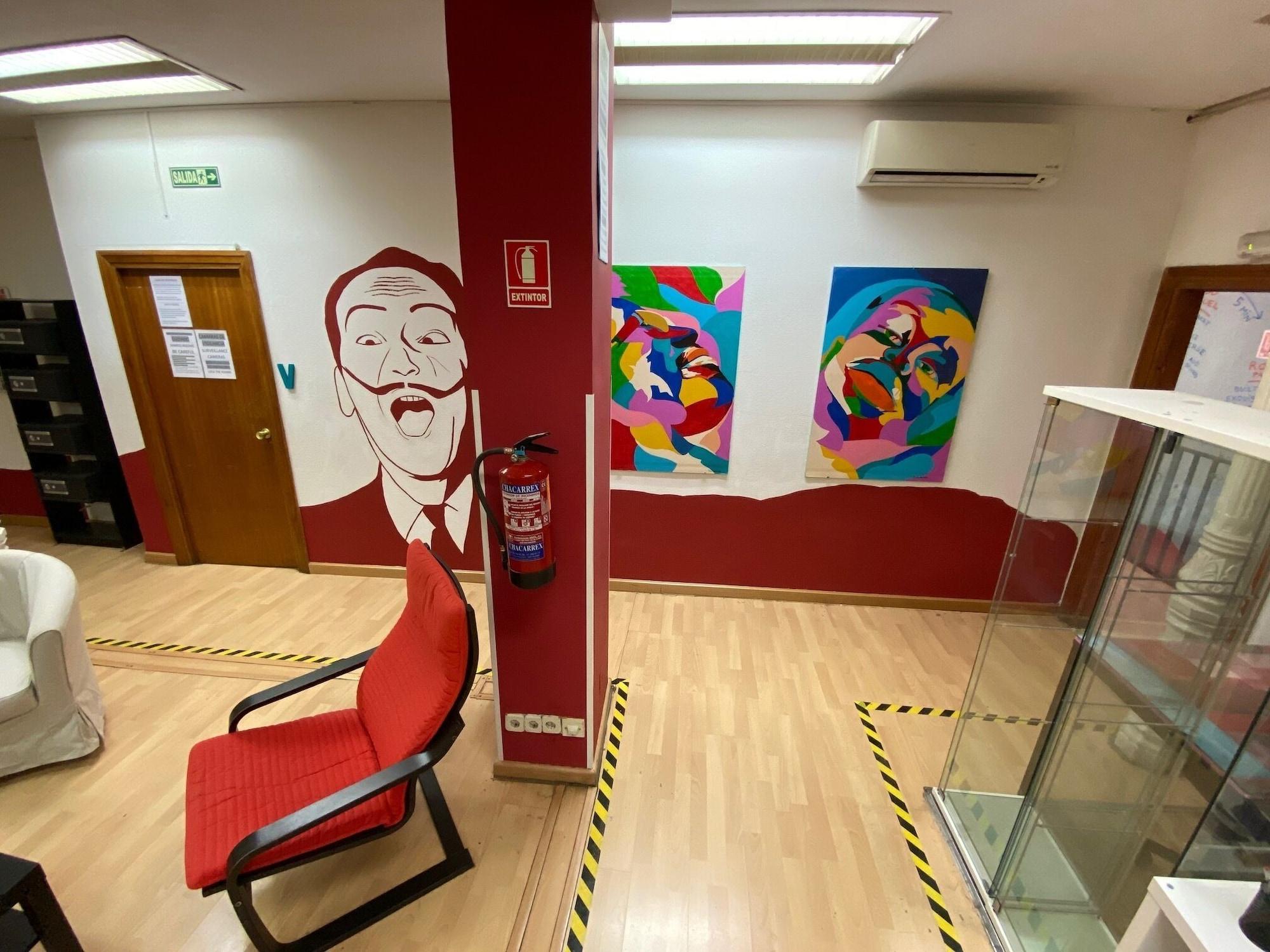 Varios Bed Madrid Rooms by Bossh! Hotels