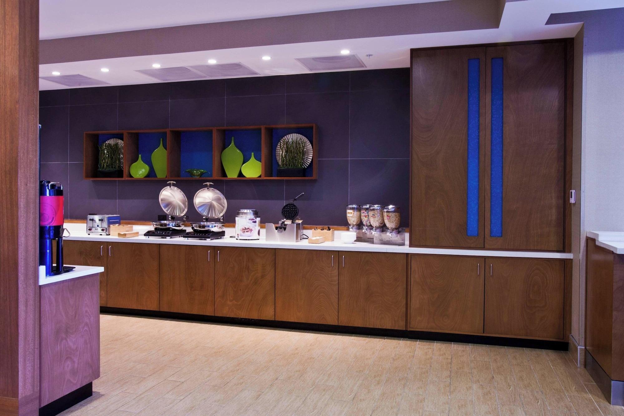 Restaurant Springhill Suites Mobile
