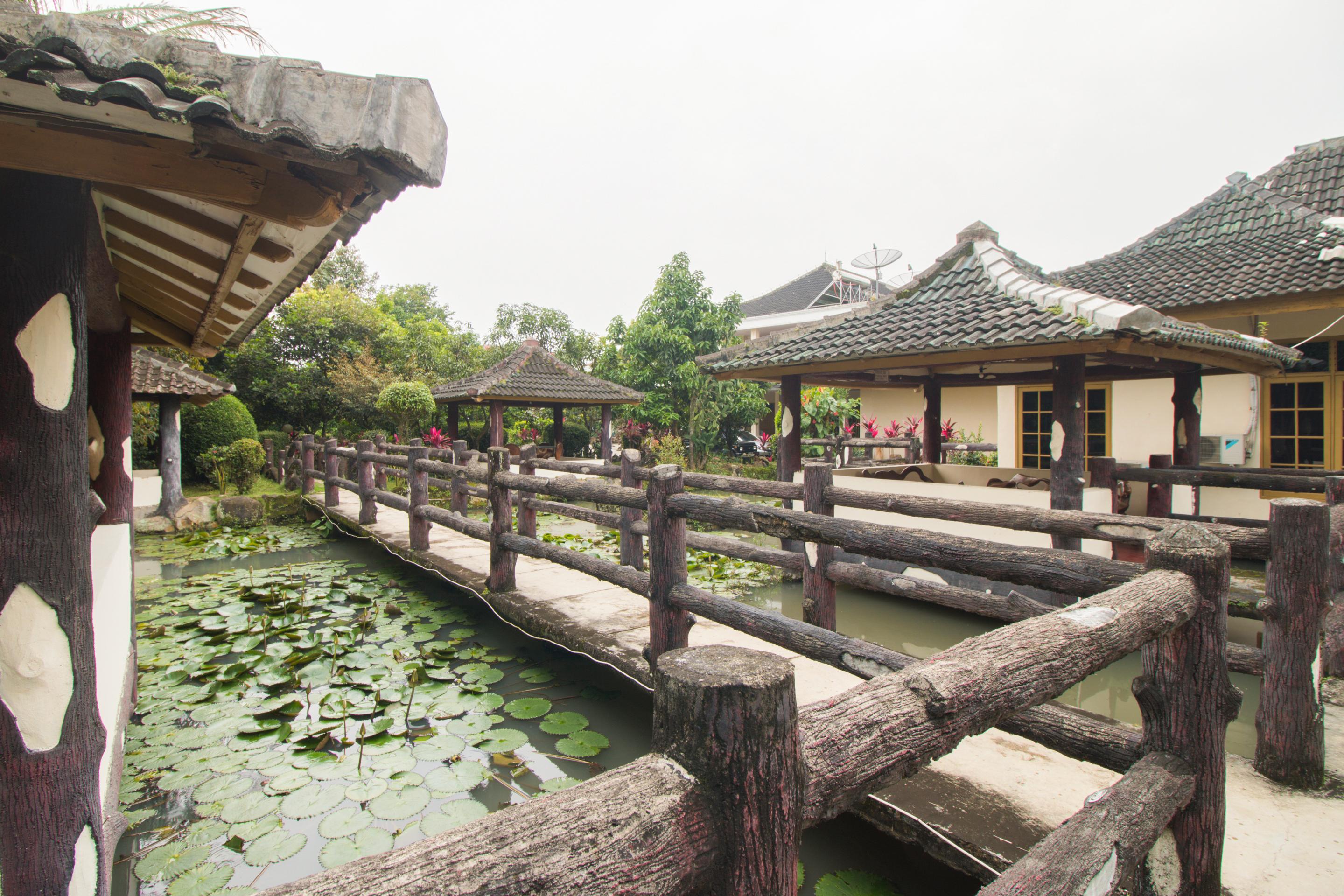 Vista Lobby OYO 688 Grand Pakidulan Hotel