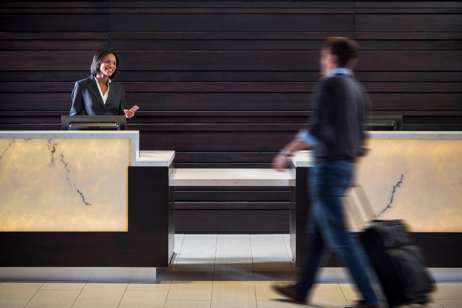 Vista Lobby Crowne Plaza Atlanta - Midtown by IHG