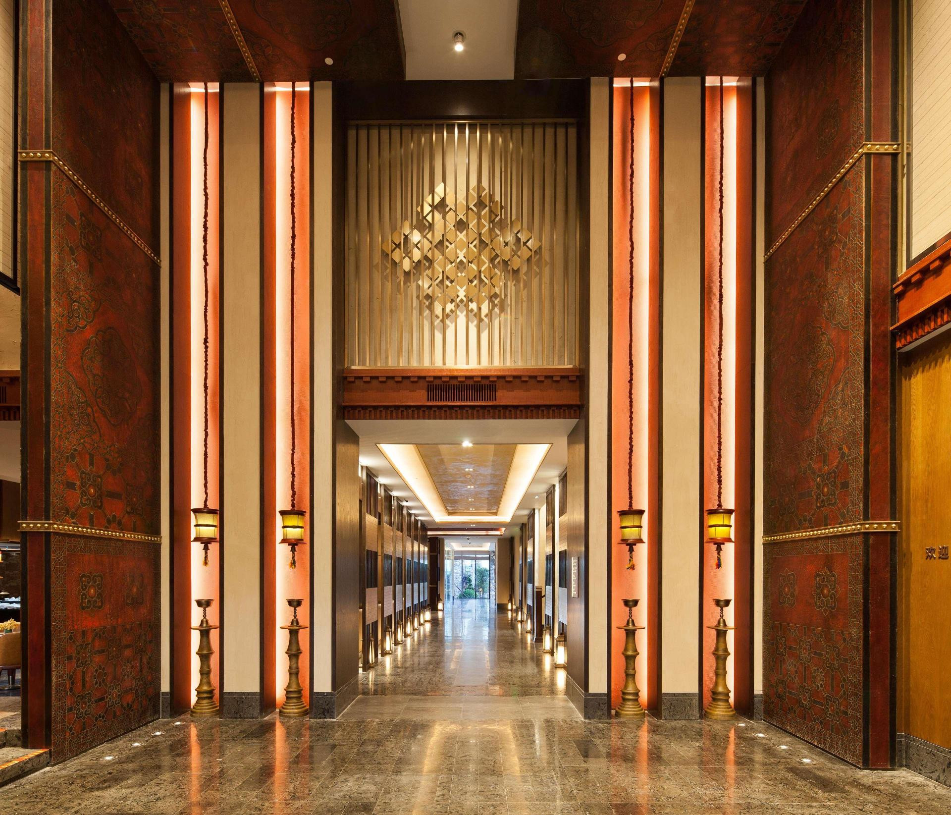Vista Lobby Hilton Garden Inn Shangri-La