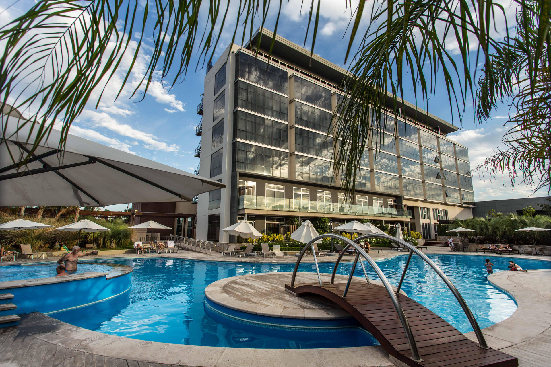 Vista Piscina Esplendor by Wyndham Mendoza