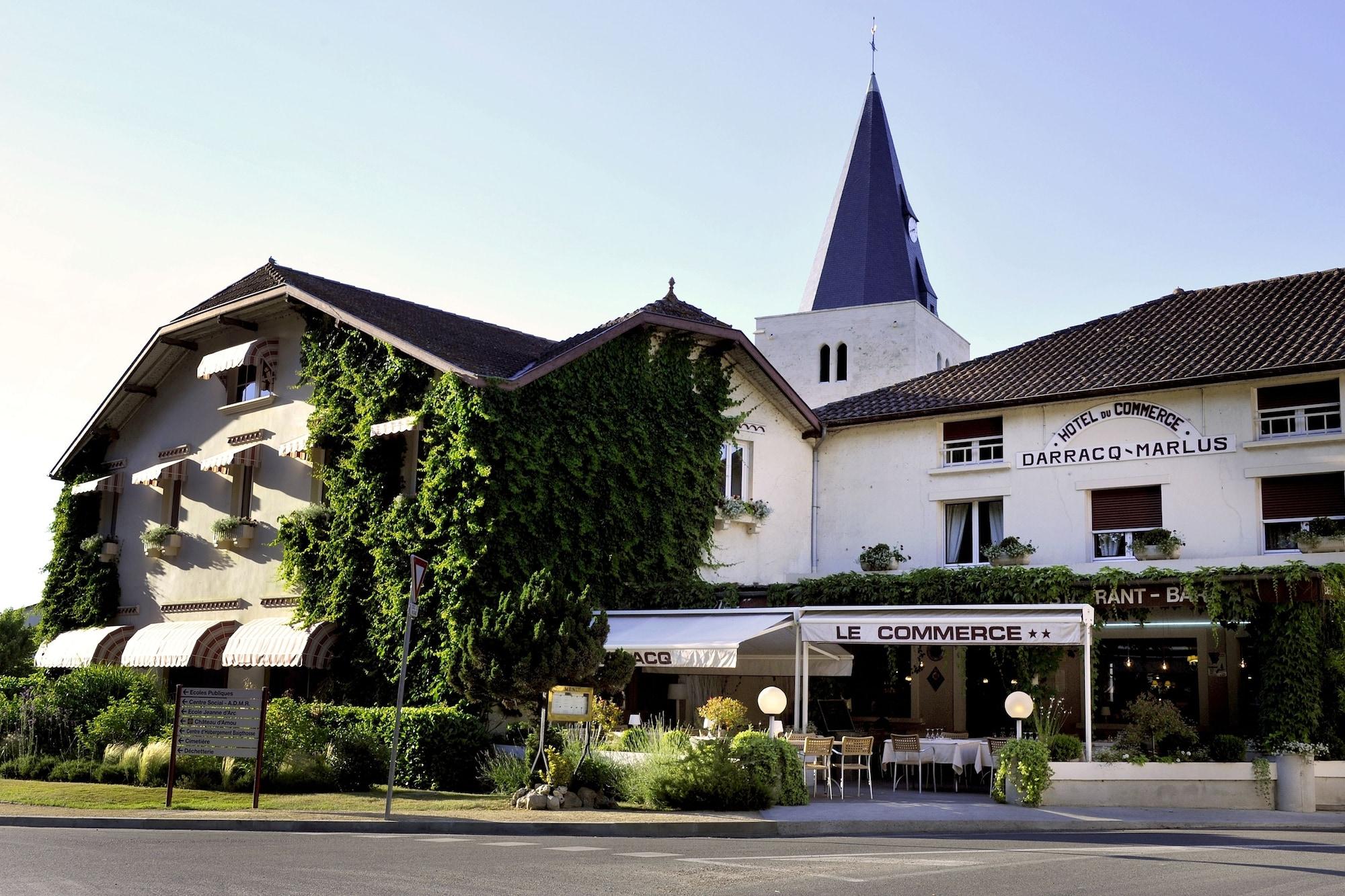 Varios Hôtel Restaurant Le Commerce