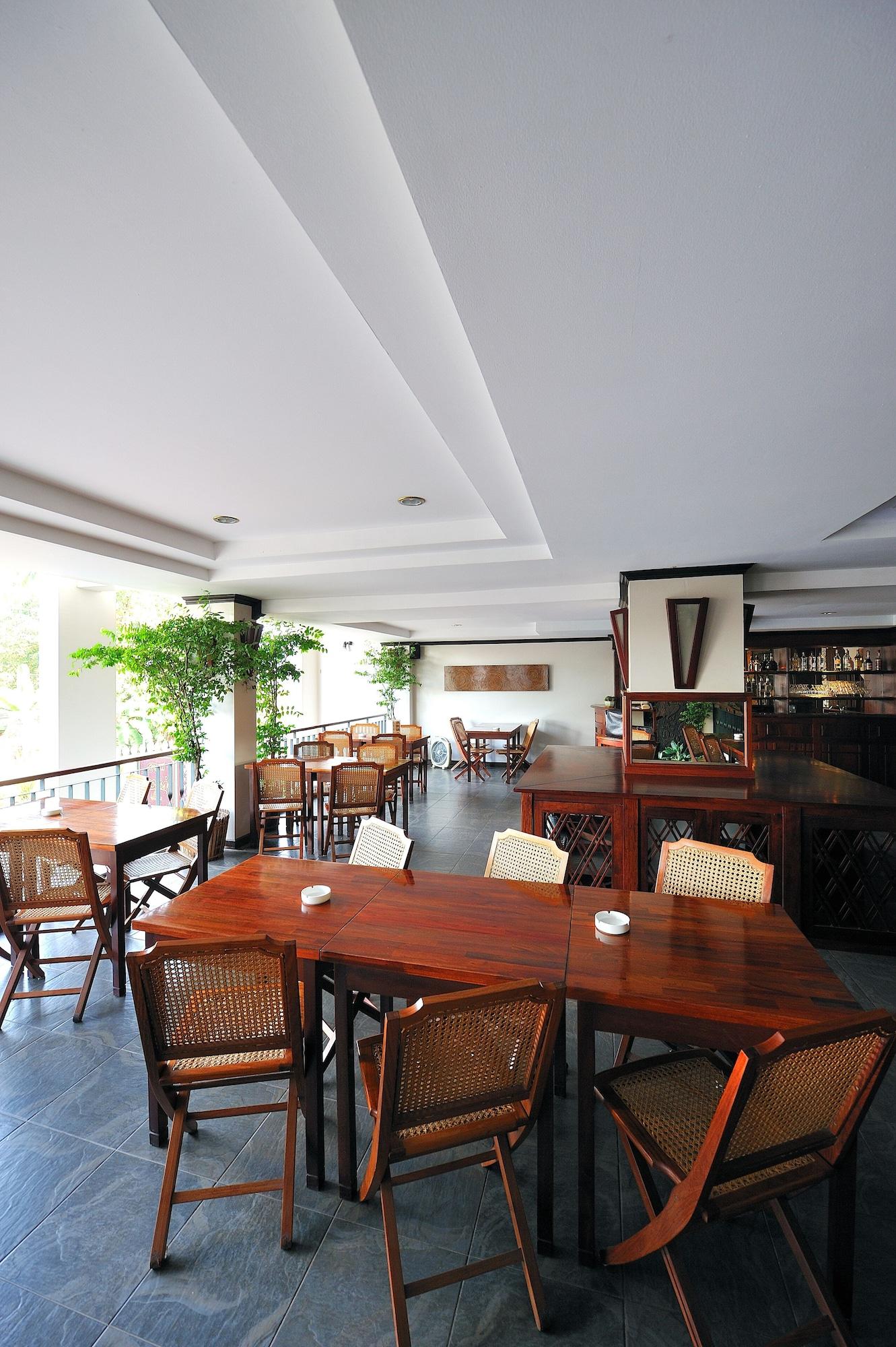 Restaurant Lao Orchid Hotel