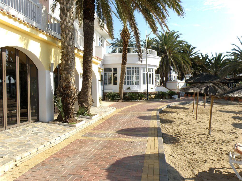 Vista Exterior Hotel Calypso