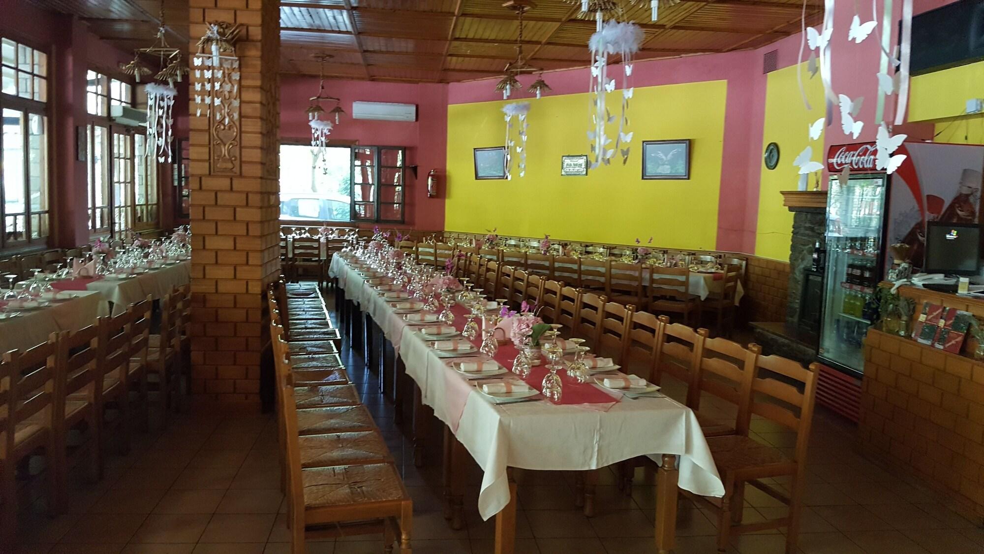 Salón de Baile Hani Zemenou