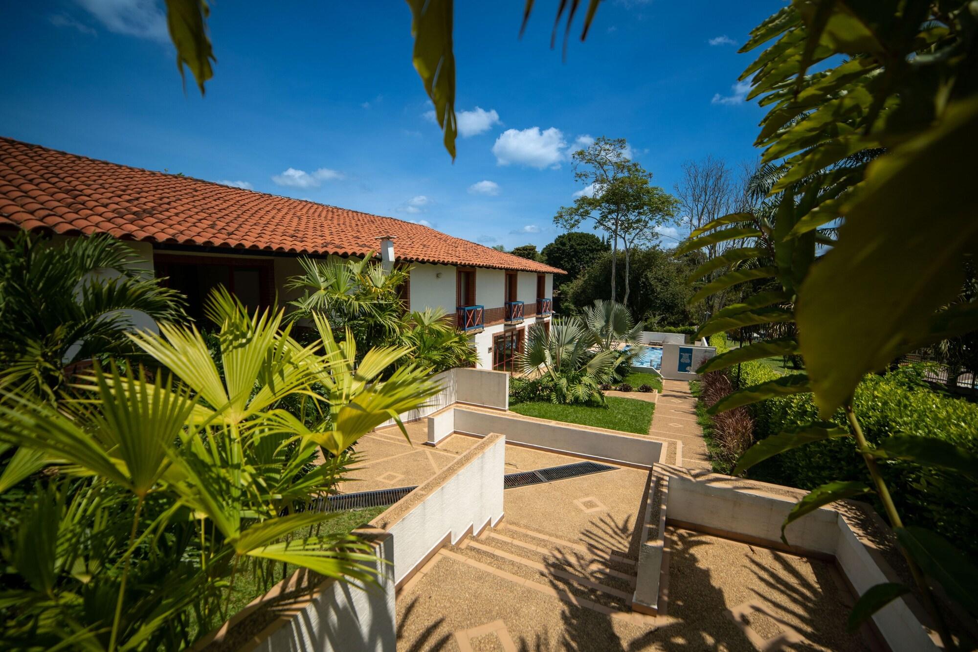 Vista Exterior Hotel Barranqueros