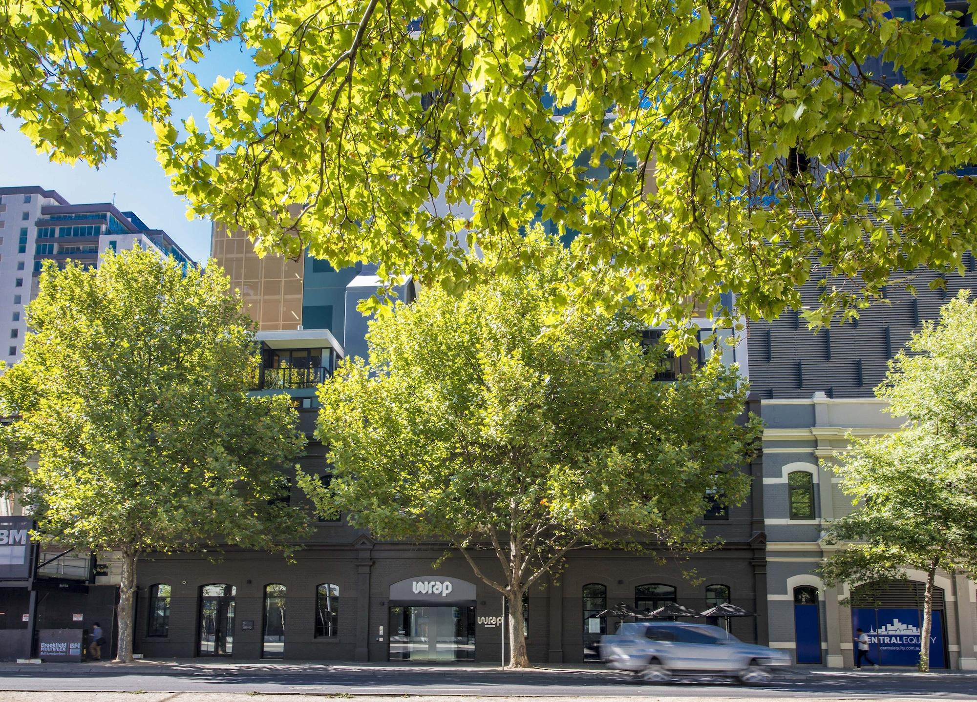 Vista Exterior WRAP on Southbank