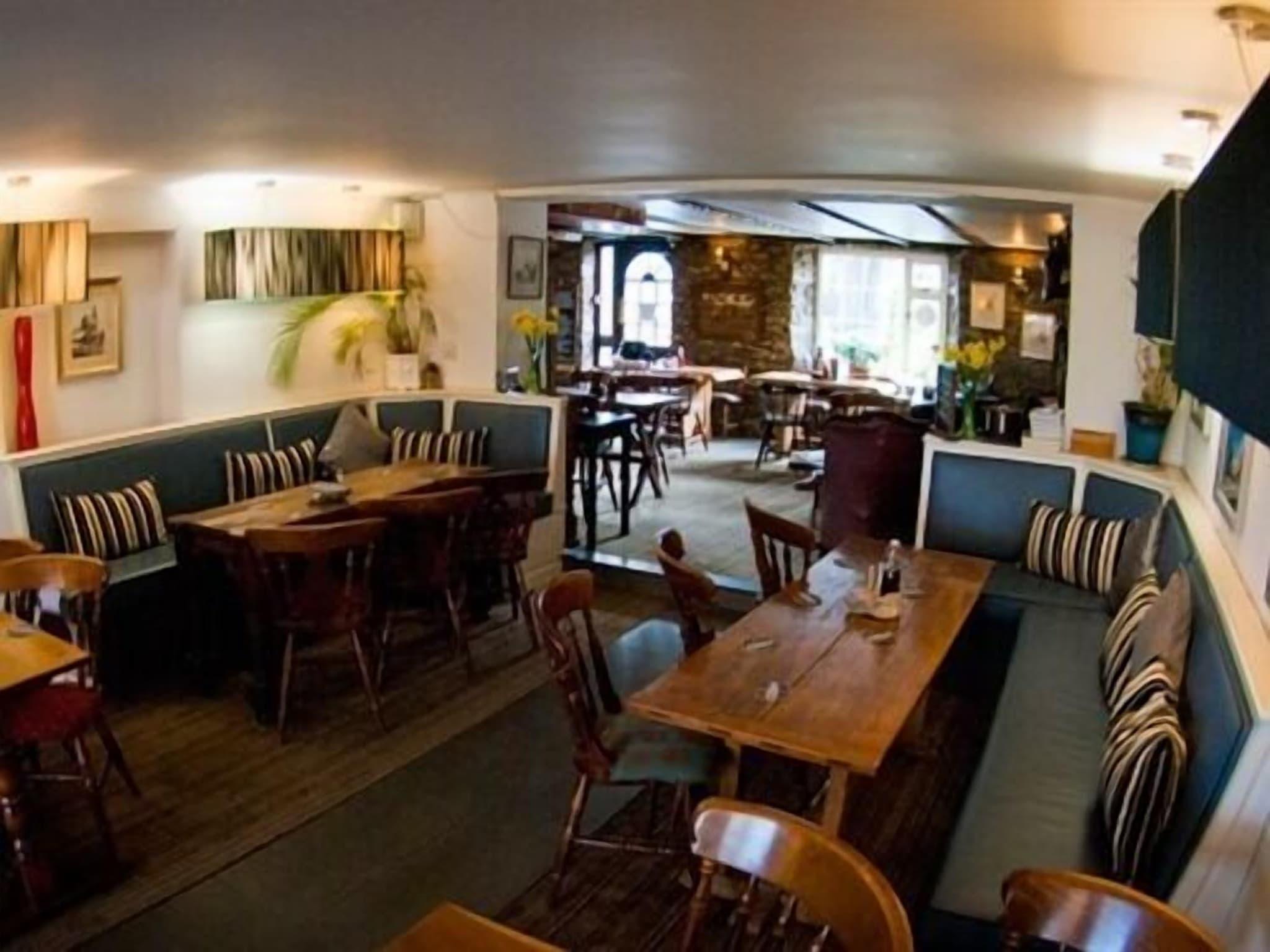 Restaurant The Crooked Inn