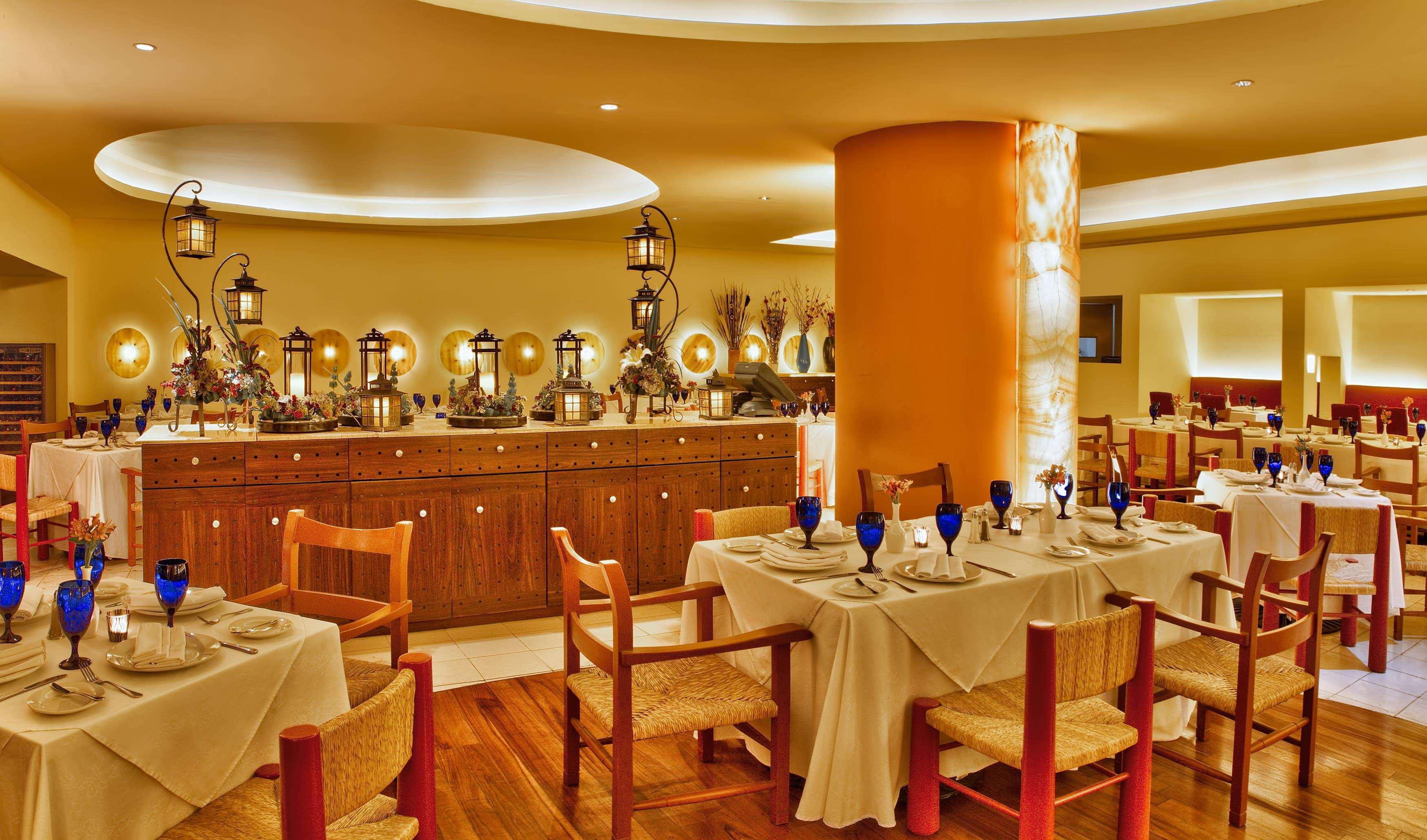 Restaurant Galería Plaza Veracruz by Brisas