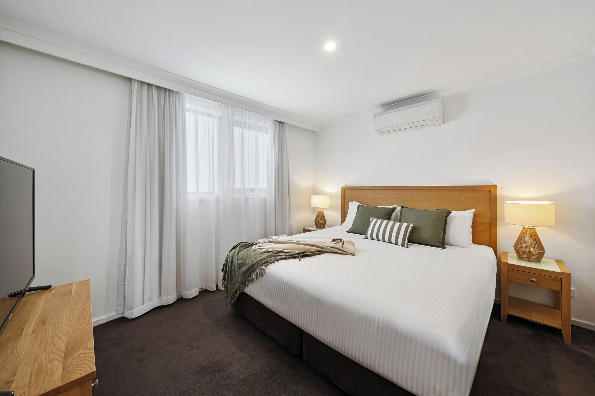 Varios New Crossing Place Motel & Apartments