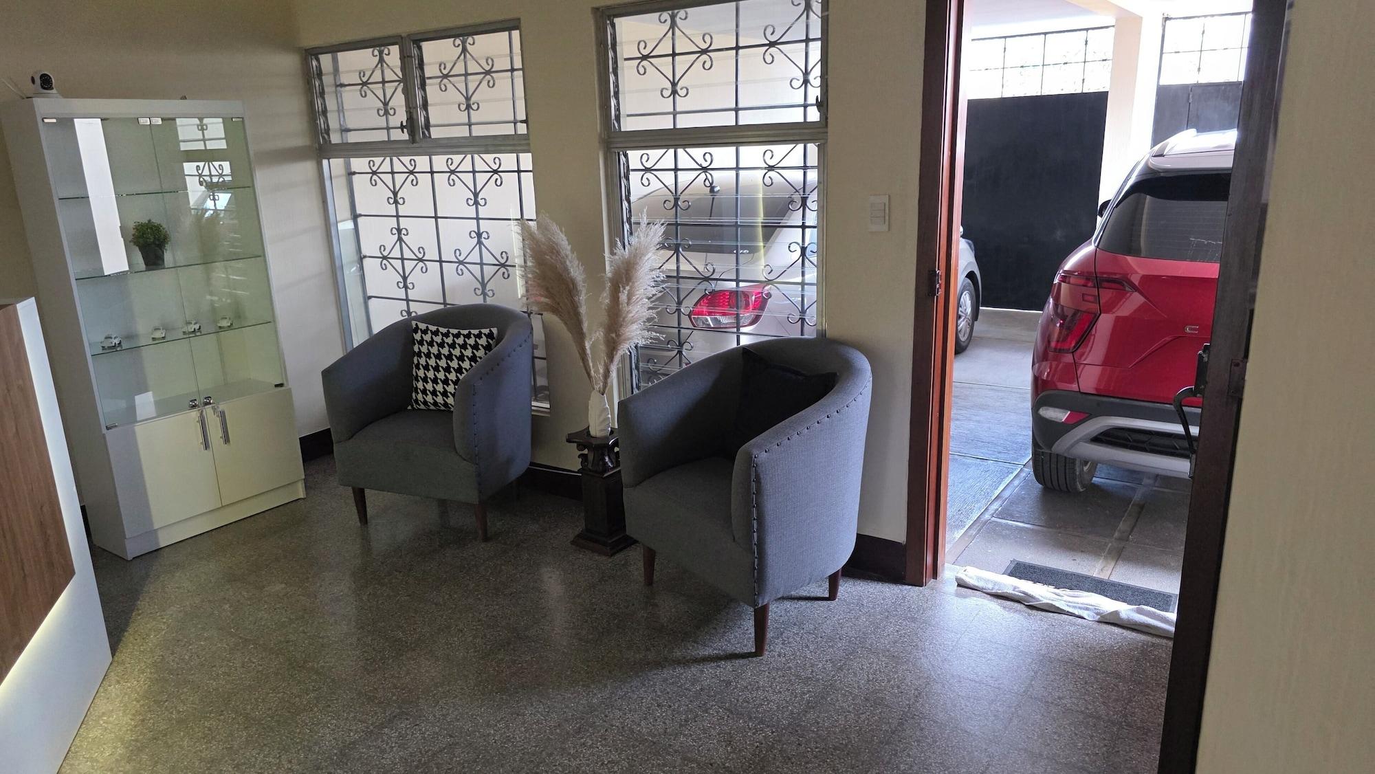 Vista Lobby Be happy hotel Gt