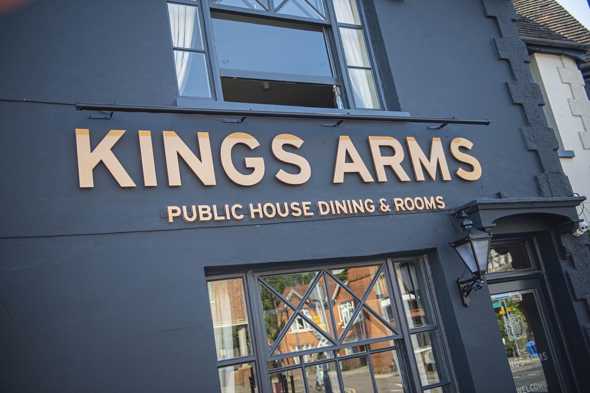 Varios Kings Arms Hotel