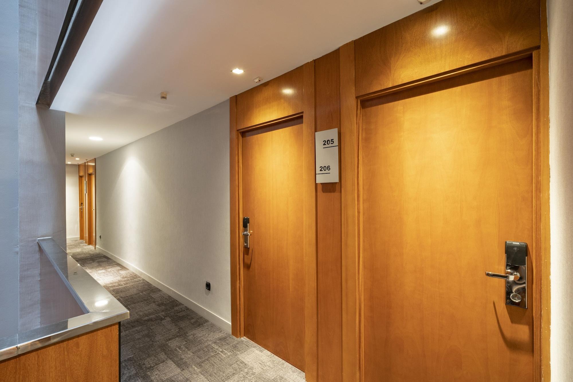 Varios Hotel Berenguer IV