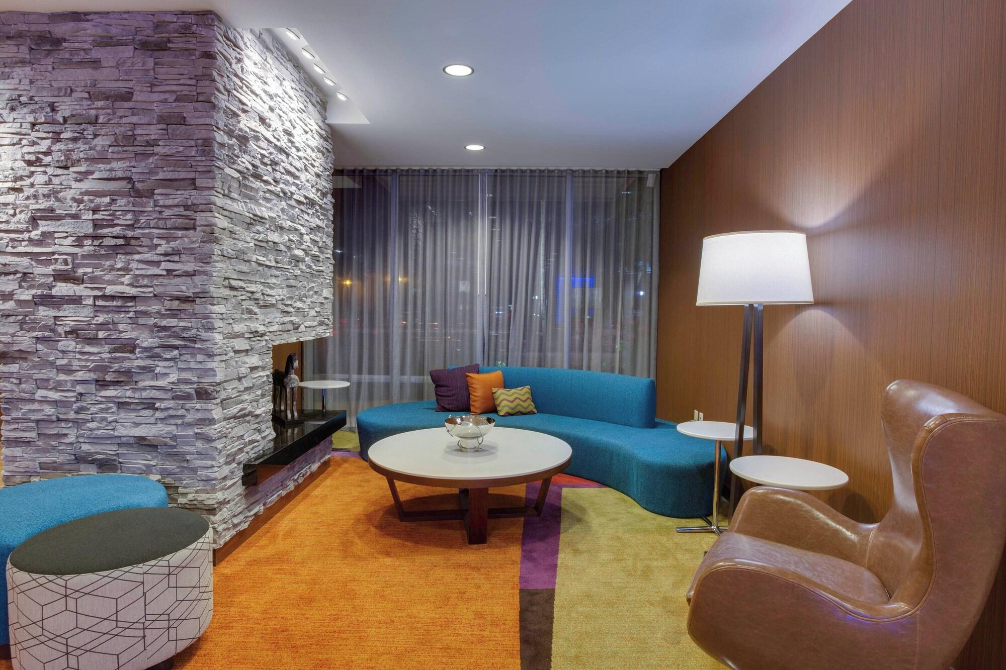 Bar/Salón Fairfield Inn & Suites by Marriott Fort Lauderdale Downtown