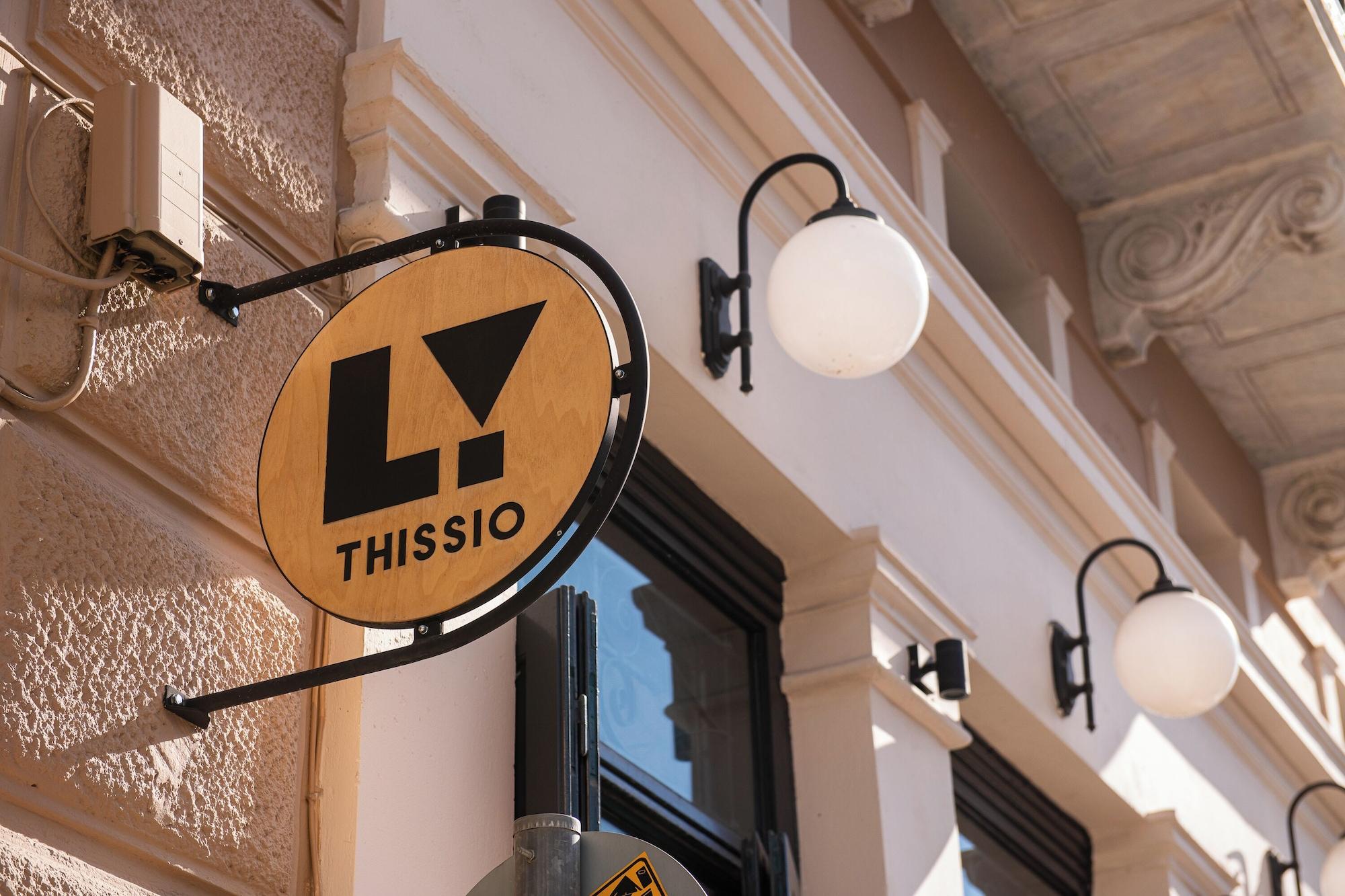 Vista Exterior Living Yard Thissio