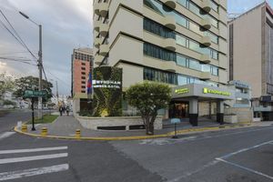 Alojamiento - Wyndham Garden Quito