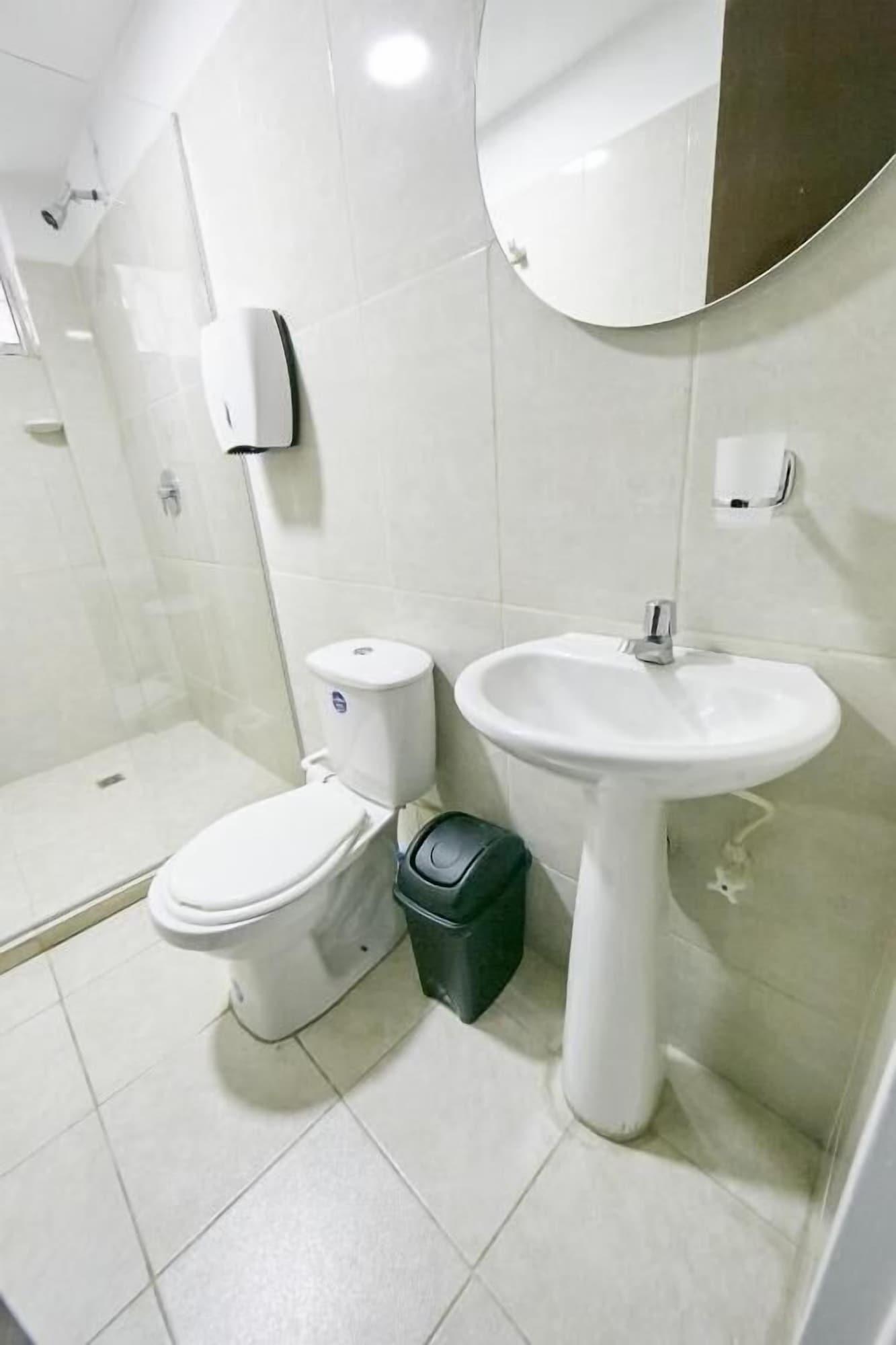 Equipamiento de Habitación CASA HOST 72