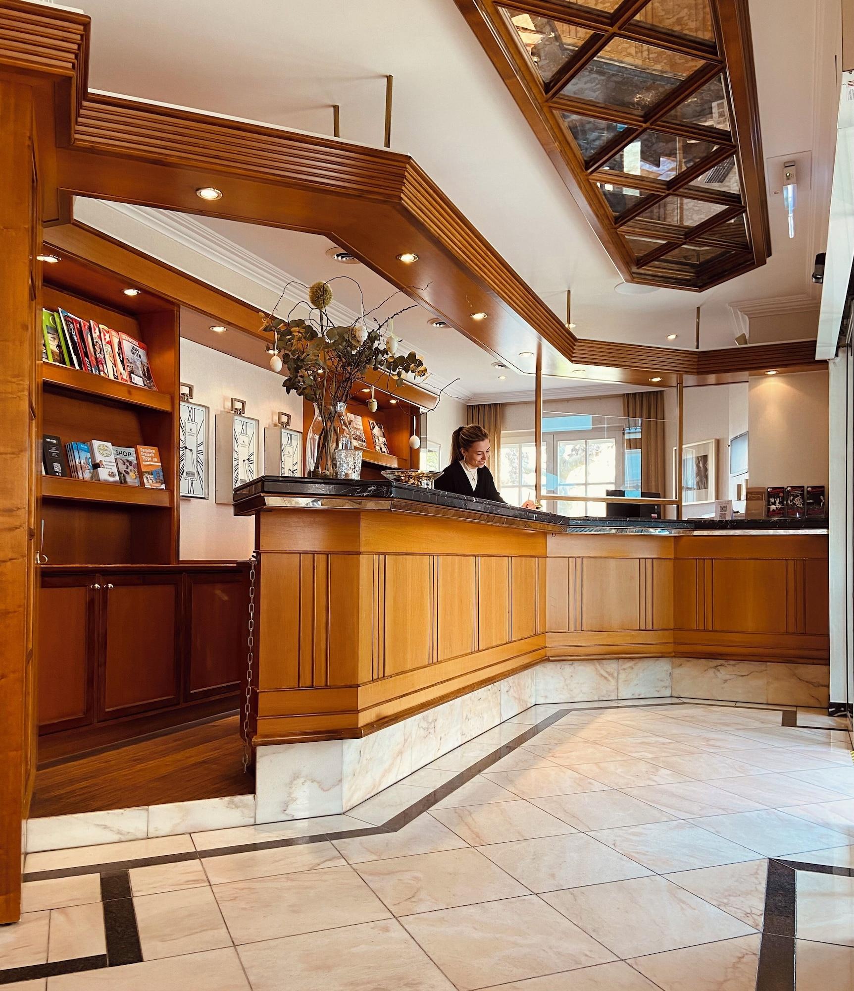 Vista Lobby Hotel Schloss Friedestrom