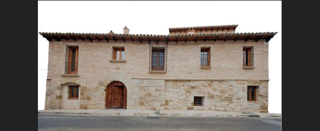 Vista Exterior A Corona del Reino