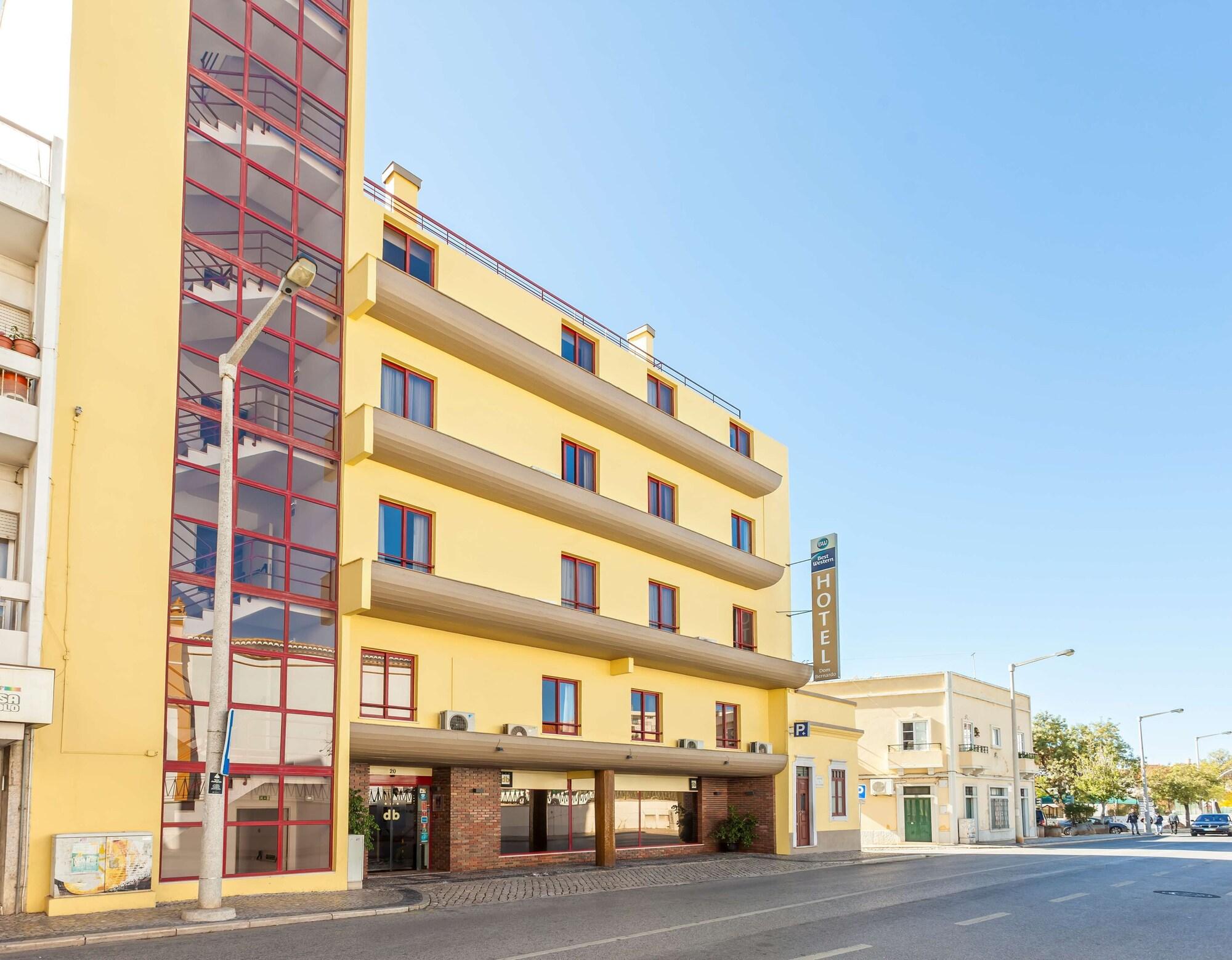Vista Exterior Best Western Hotel Dom Bernardo