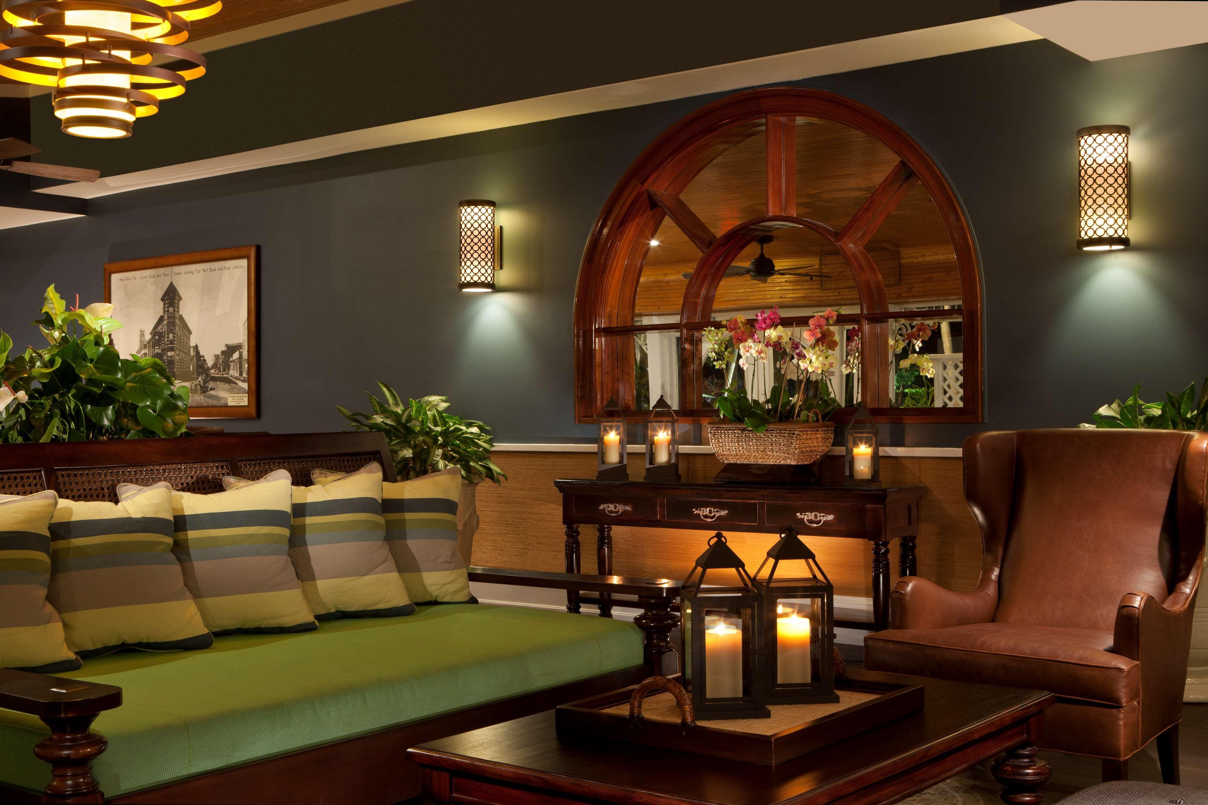 Vista Lobby Ocean Key Resort & Spa
