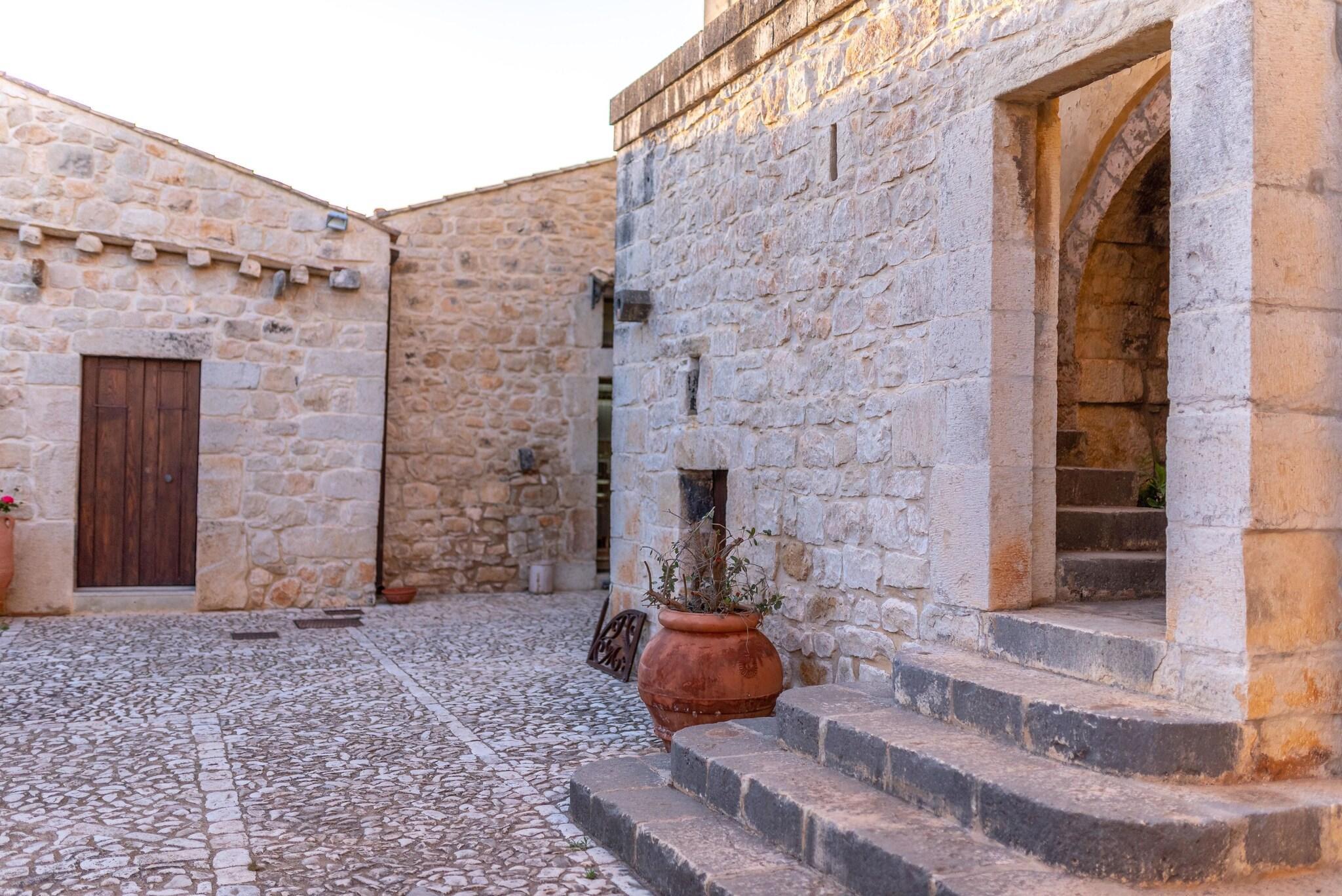 Varios Torre Don Virgilio Country Hotel