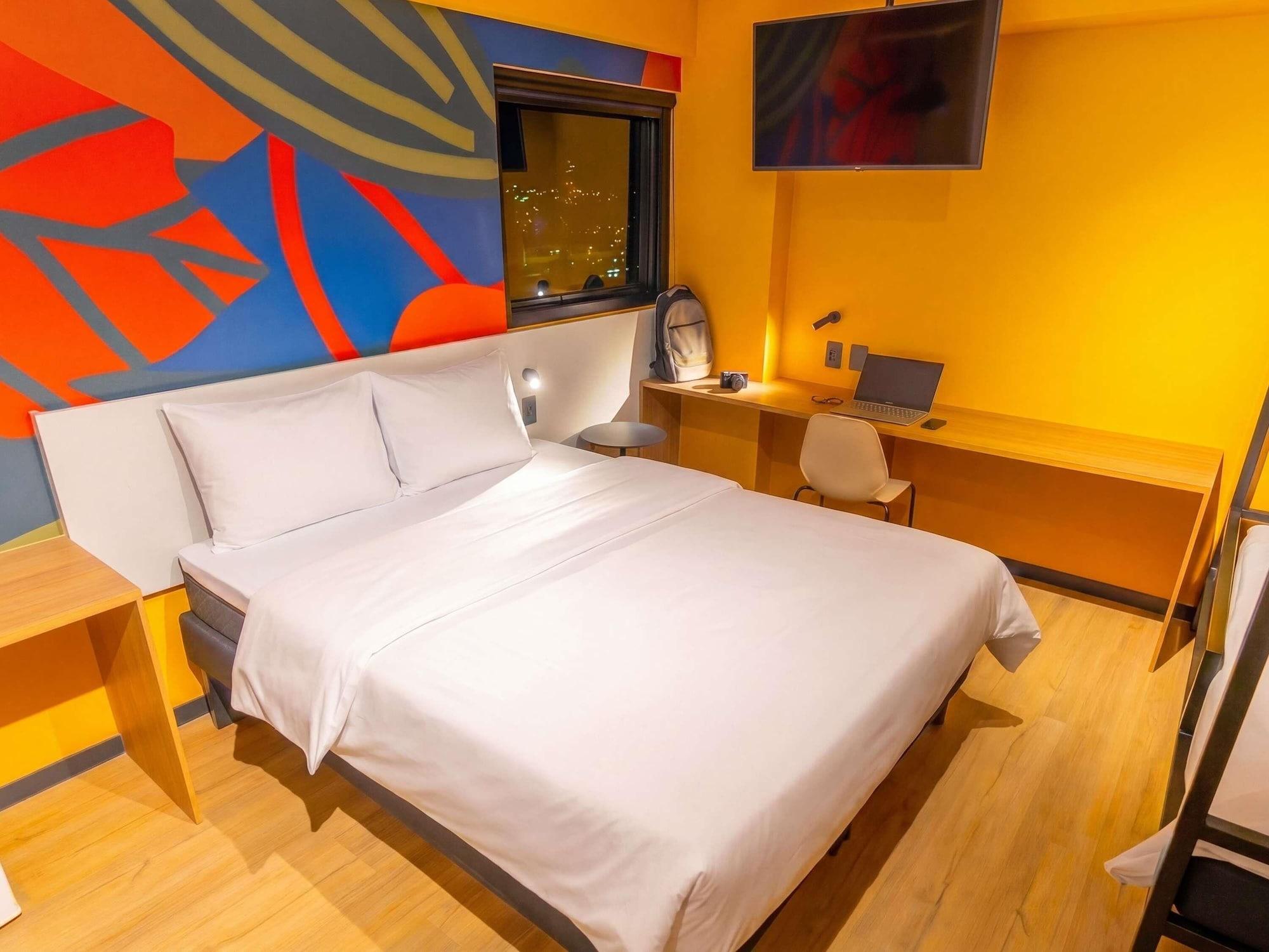 Quarto Ibis Styles Petrolina