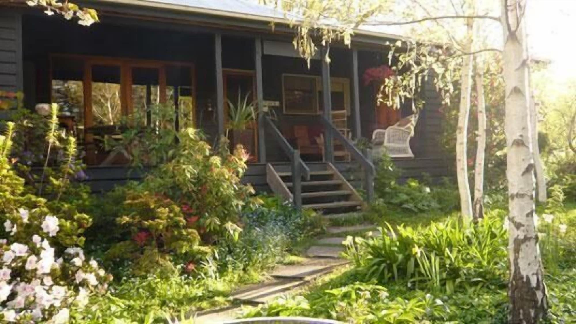 Vista Exterior Braeside Mt Macedon Country Retreat & Bed & Breakfast