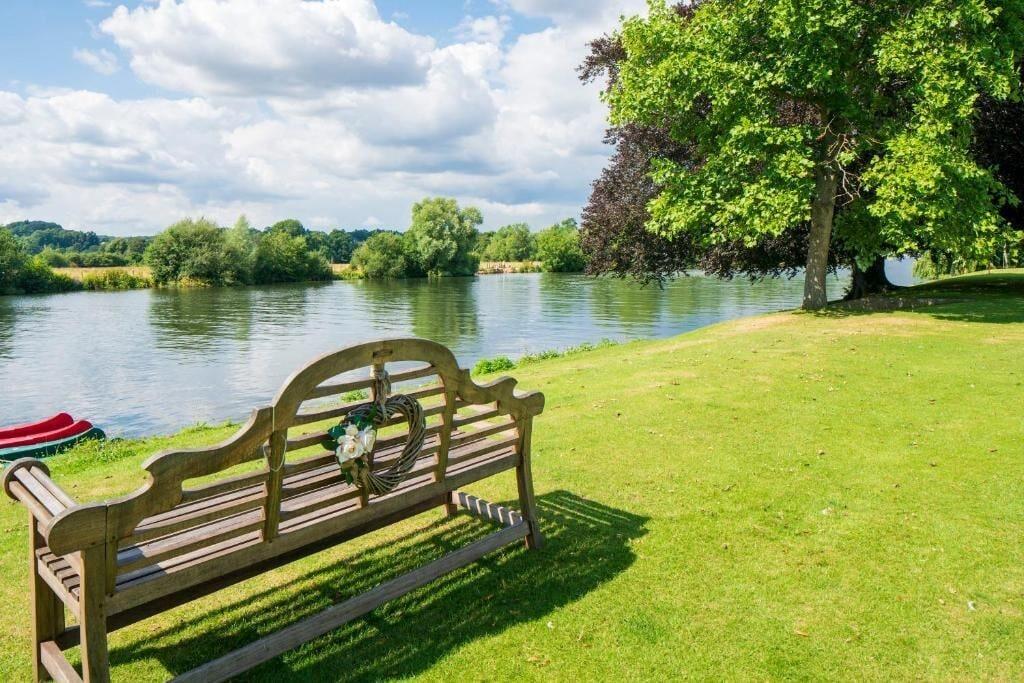 Comodidades del Alojamiento Bisham Abbey National Sports Centre