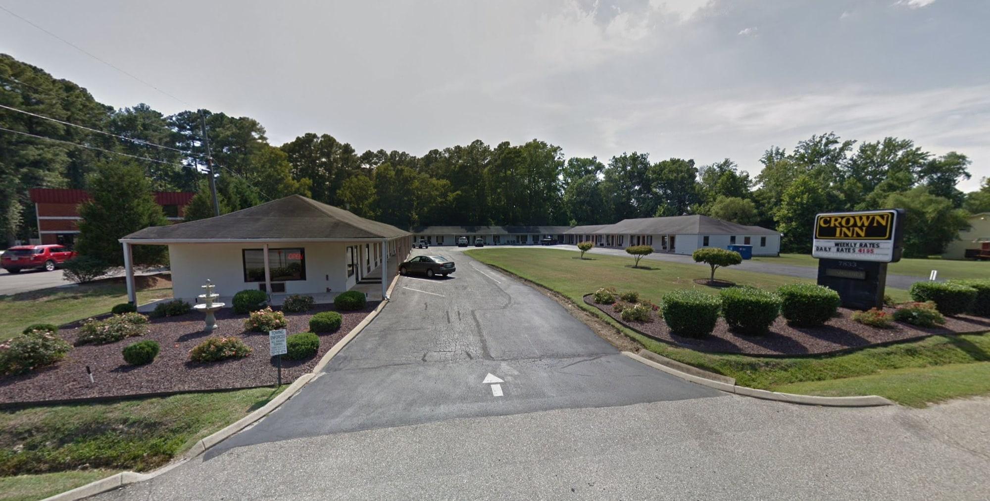 Varios Crown Inn Motel