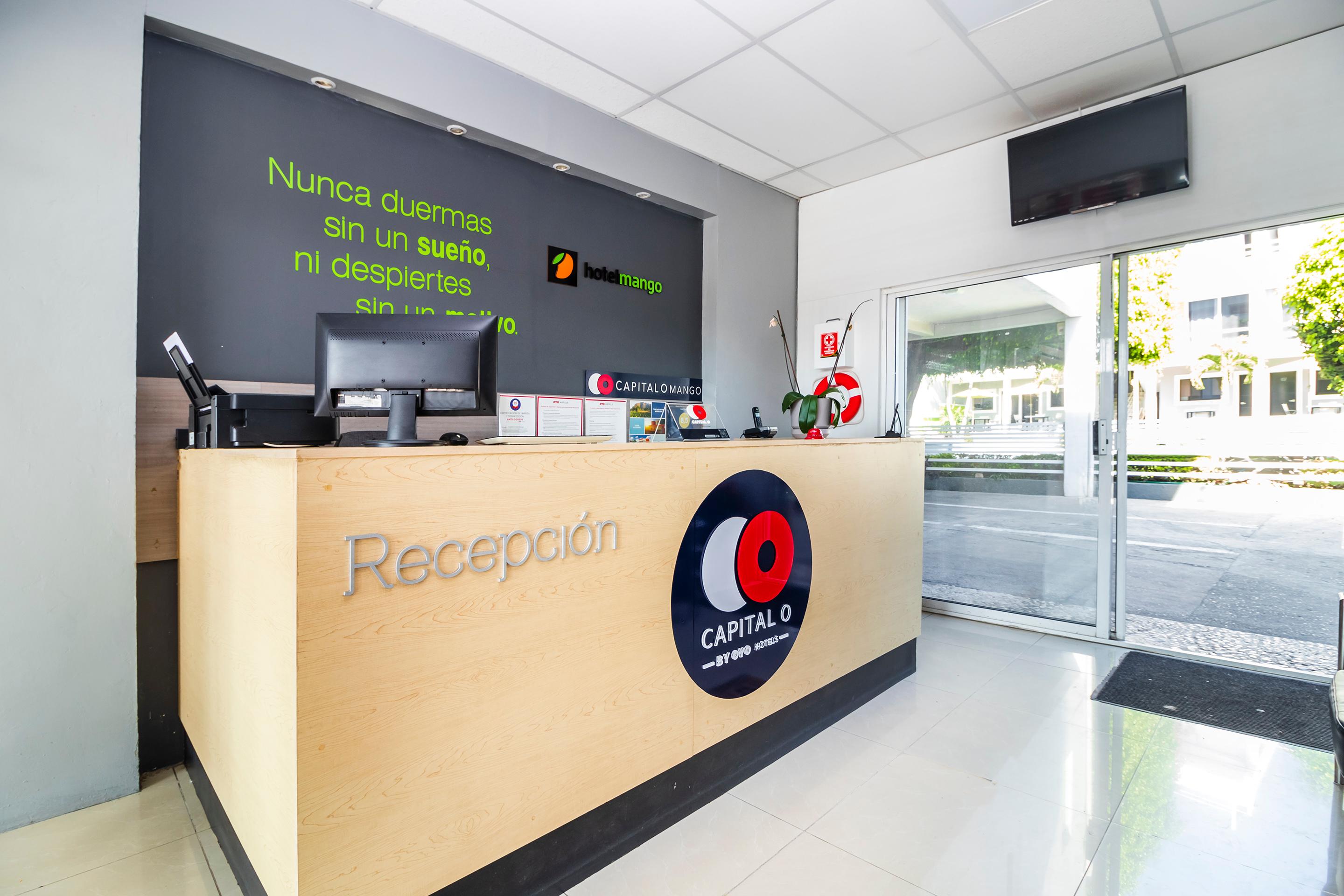 Vista Interior Collection O Hotel Mango,Six Flags Hurricane Harbor Oaxtepec