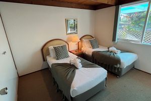 Alquiler Vacacional - Englewood Ridge, country house in the vines on 25 acres. Pet Friendly