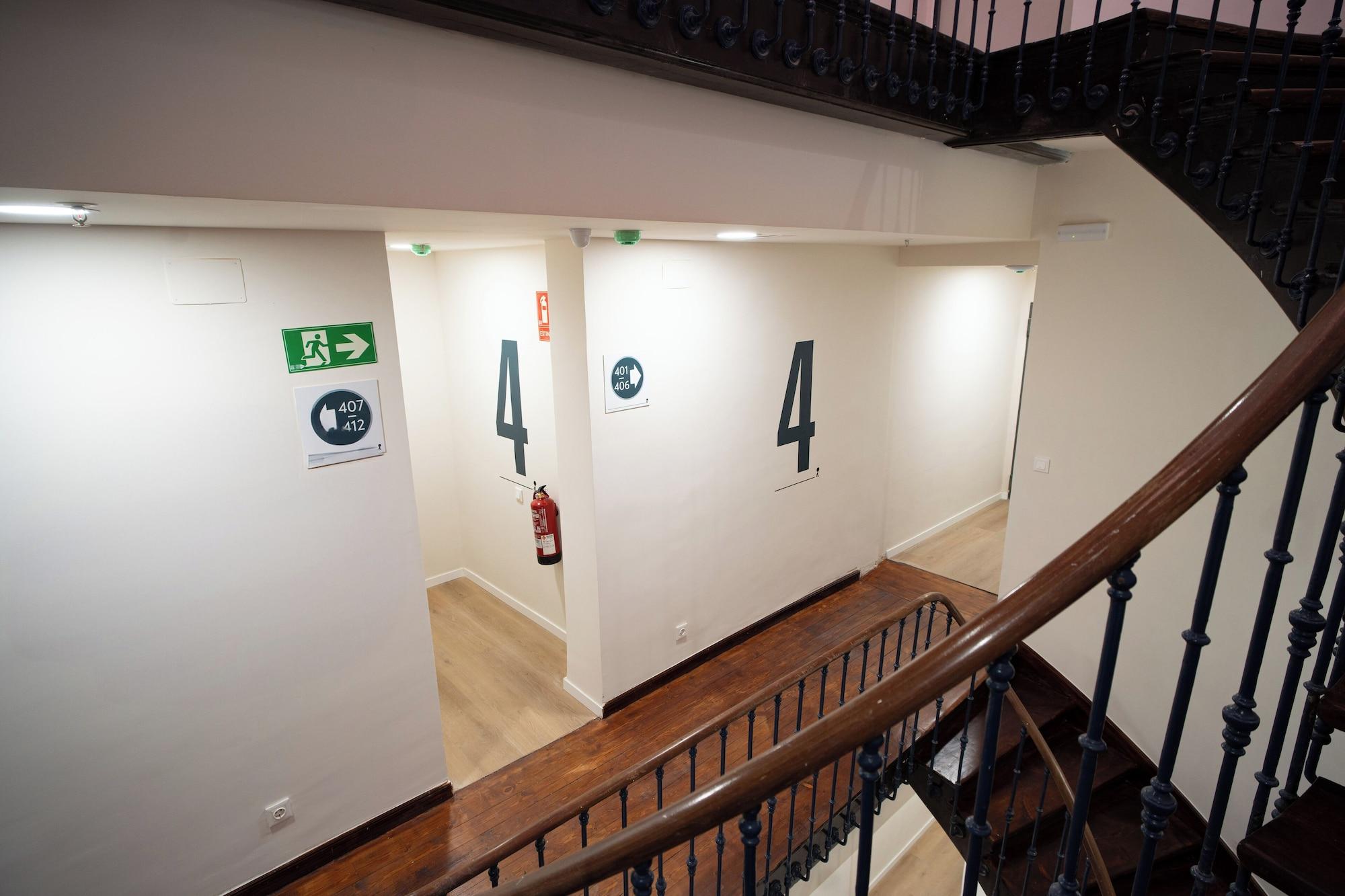Varios Adventure Hostel Madrid Gran vía