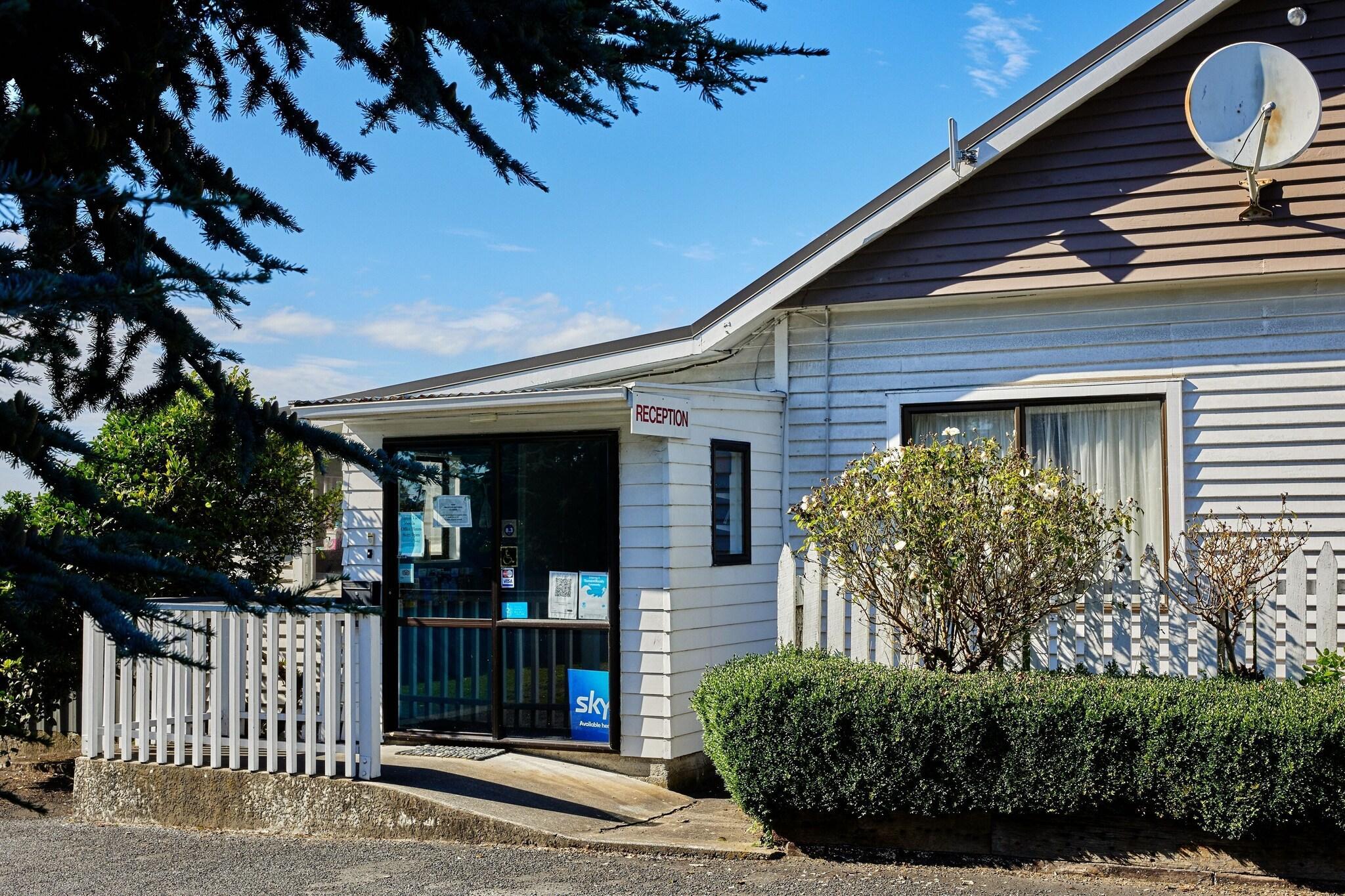Vista Lobby Alpine View Motel